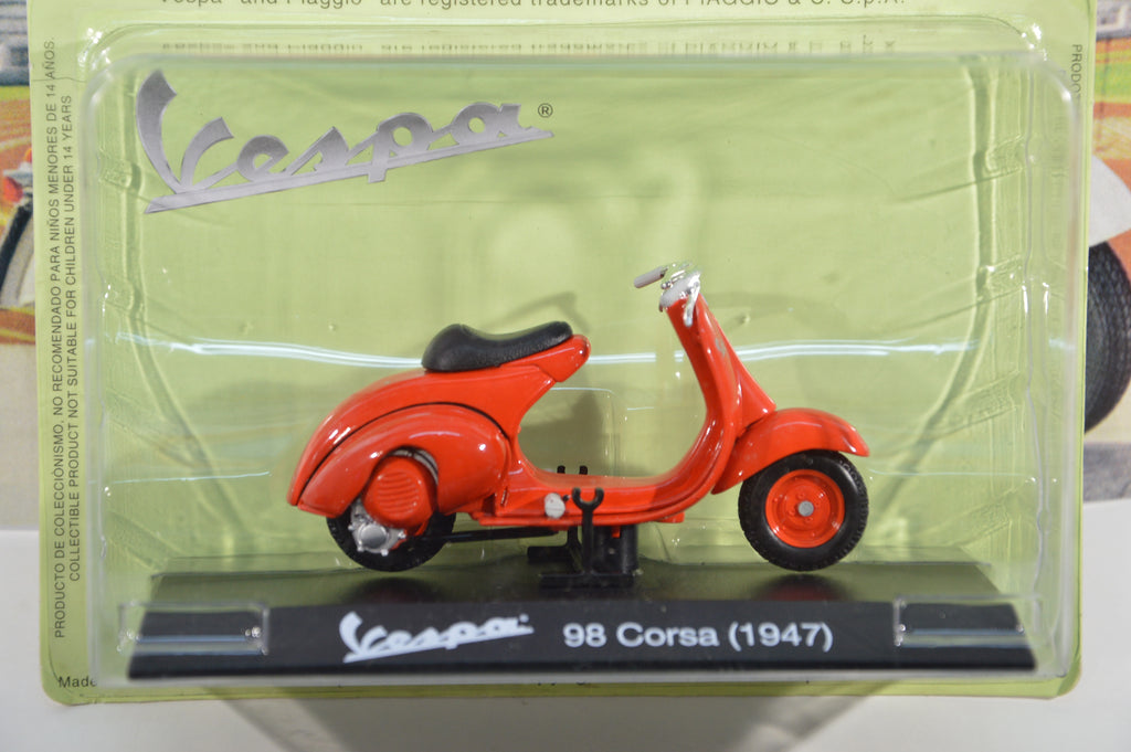 Vespa 98 Corsa 1947 scala 1:18 con fascicolo Vespa collection 23 die cast