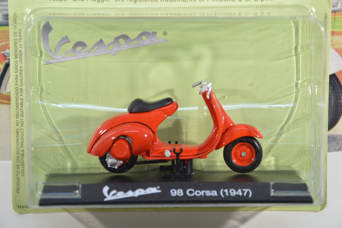 Vespa 98 Corsa 1947 scala 1:18 con fascicolo Vespa collection 23 die cast