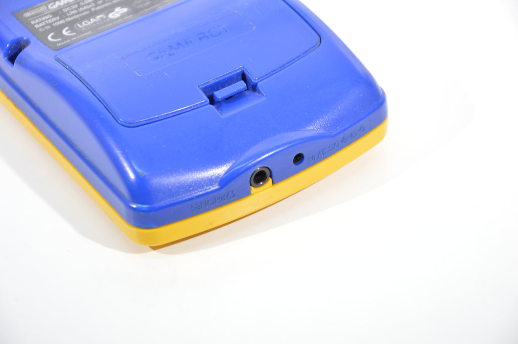 Nintendo Game Boy color versione Pokemon