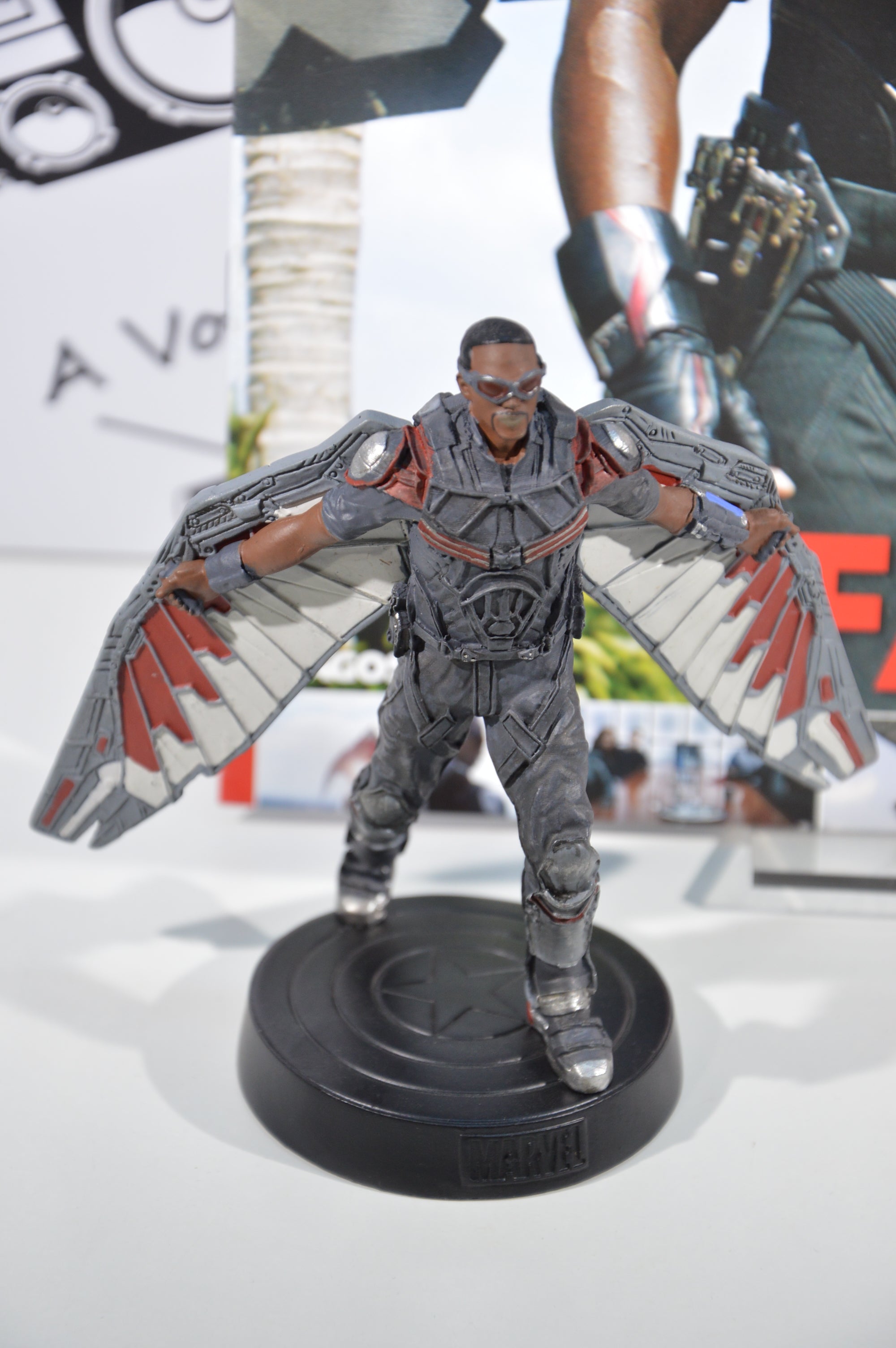 Falcon Marvel movie collection 17 Eaglemoss Statuetta Marvel