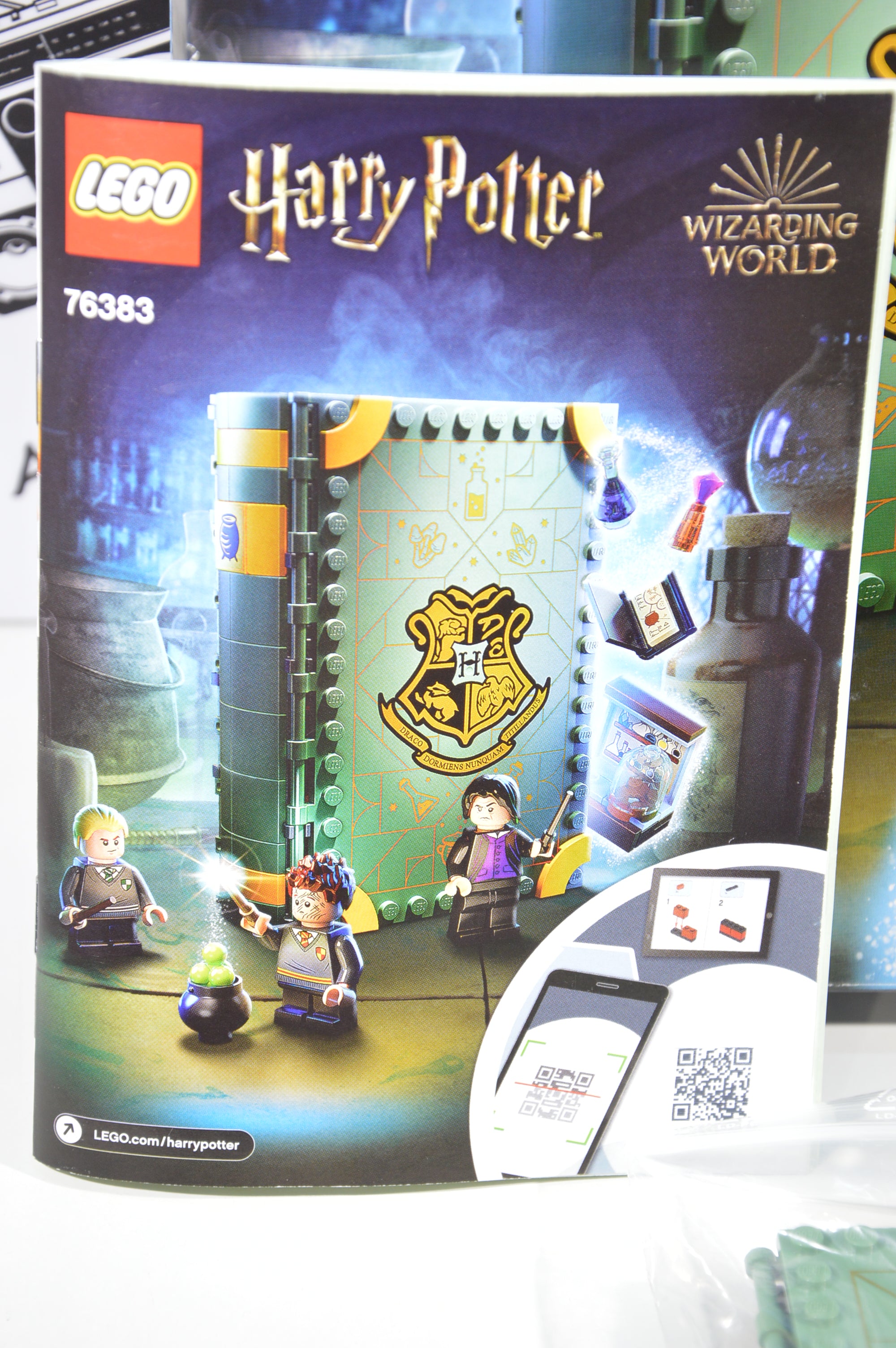 Lego Harry Potter 76383 classe di pozioni 8+ usato completo