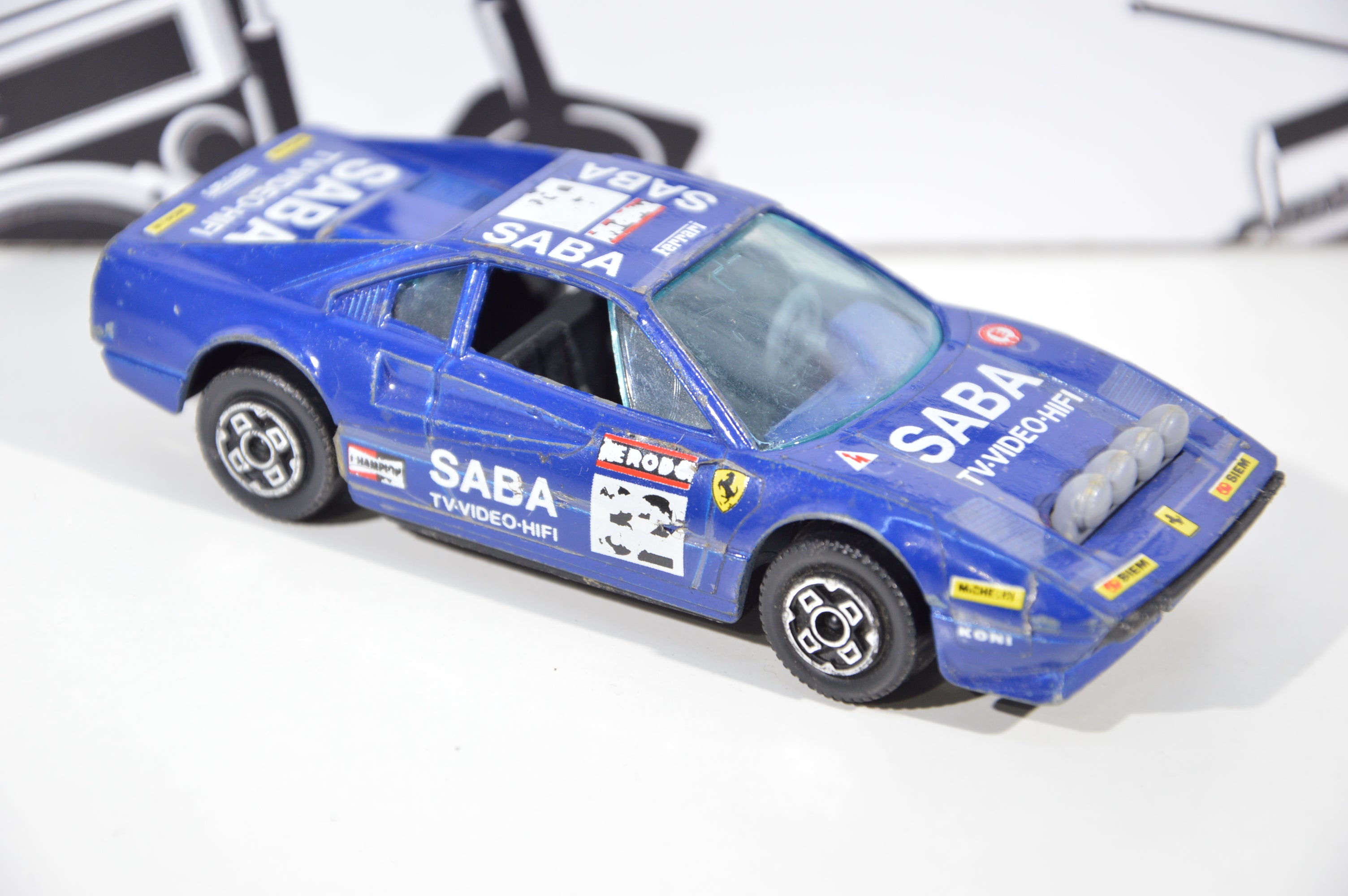 Ferrari 308 GTB Bburago scala 1:43 die cast made in Italy