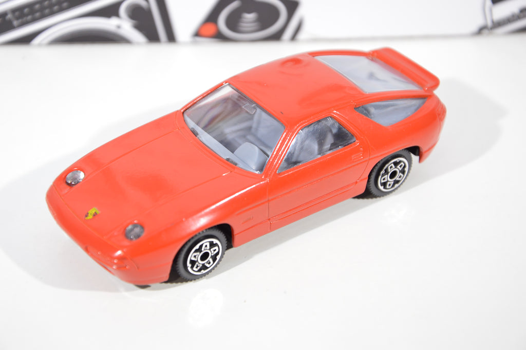Porsche 928 S4 Bburago scala 1:43 die cast made in Italy