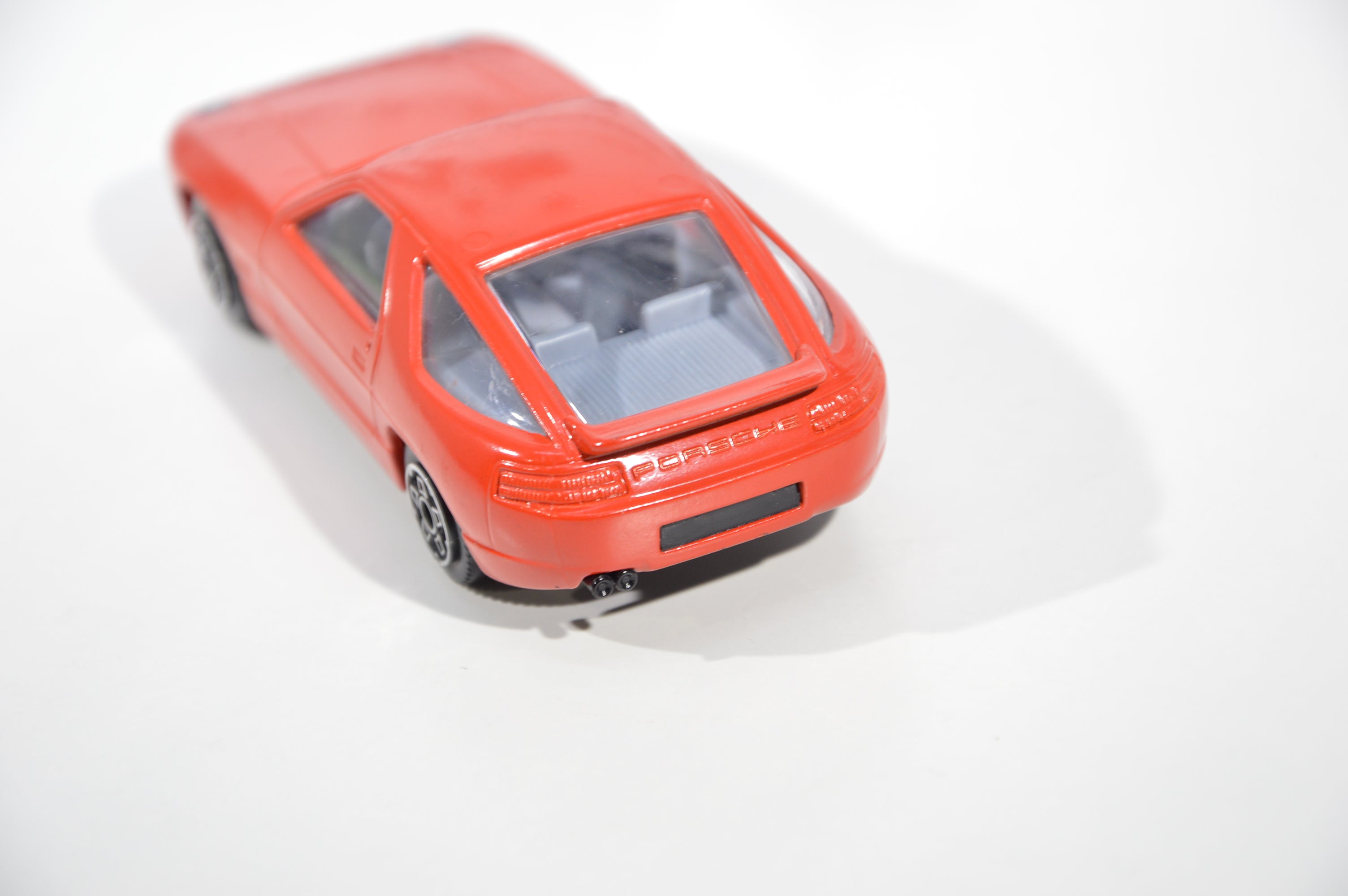Porsche 928 S4 Bburago scala 1:43 die cast made in Italy