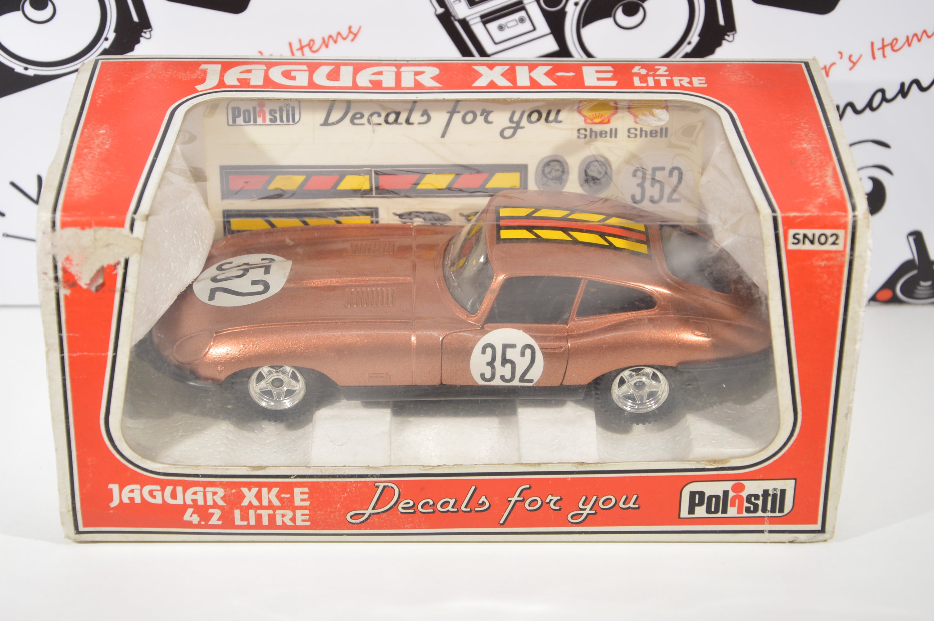 Jaguar XK-E 4.2 litre Polistil scala 1:25 die cast Decals for you
