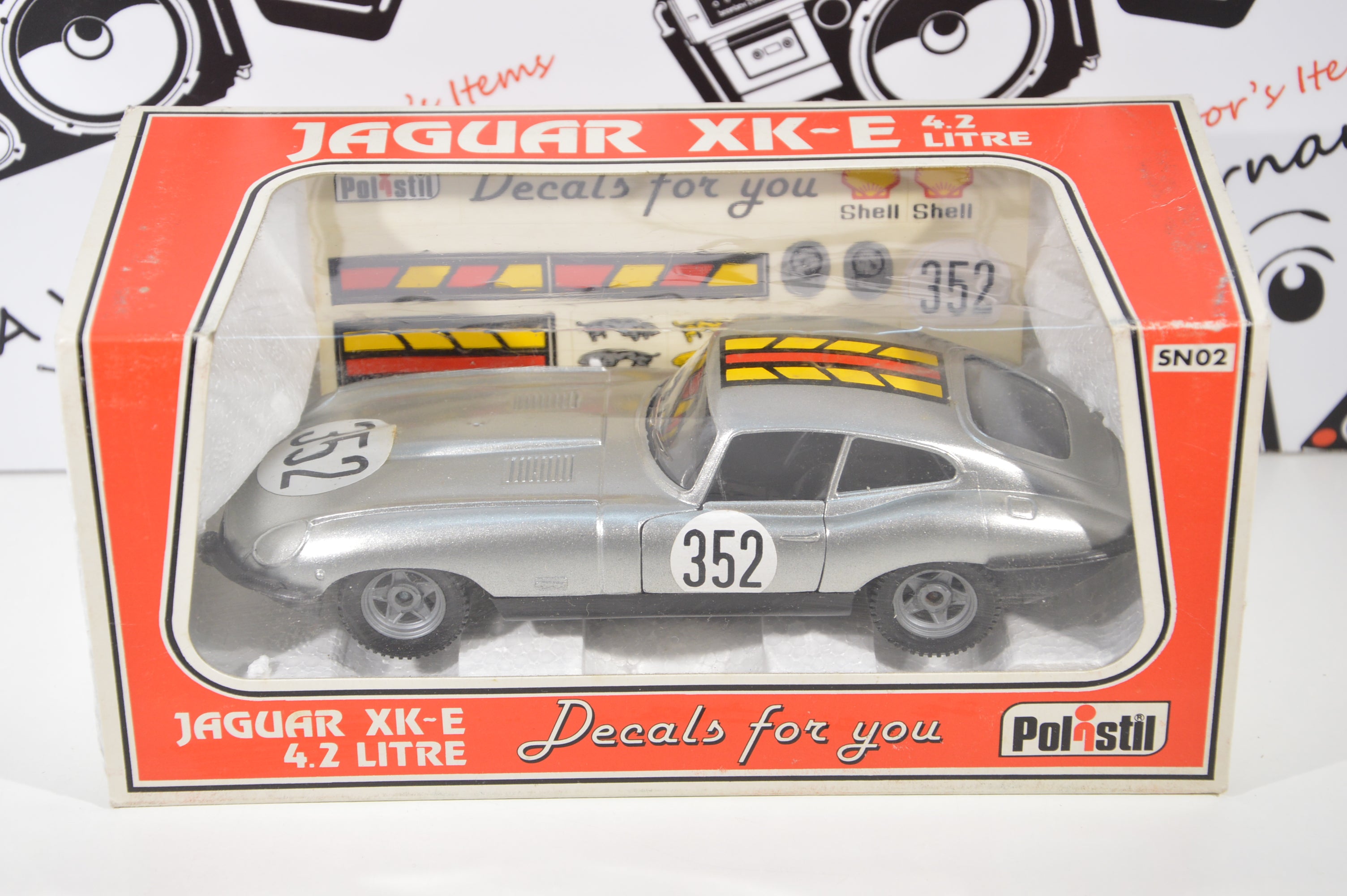 Jaguar XK-E 4.2 litre Polistil scala 1:25 die cast Decals for you