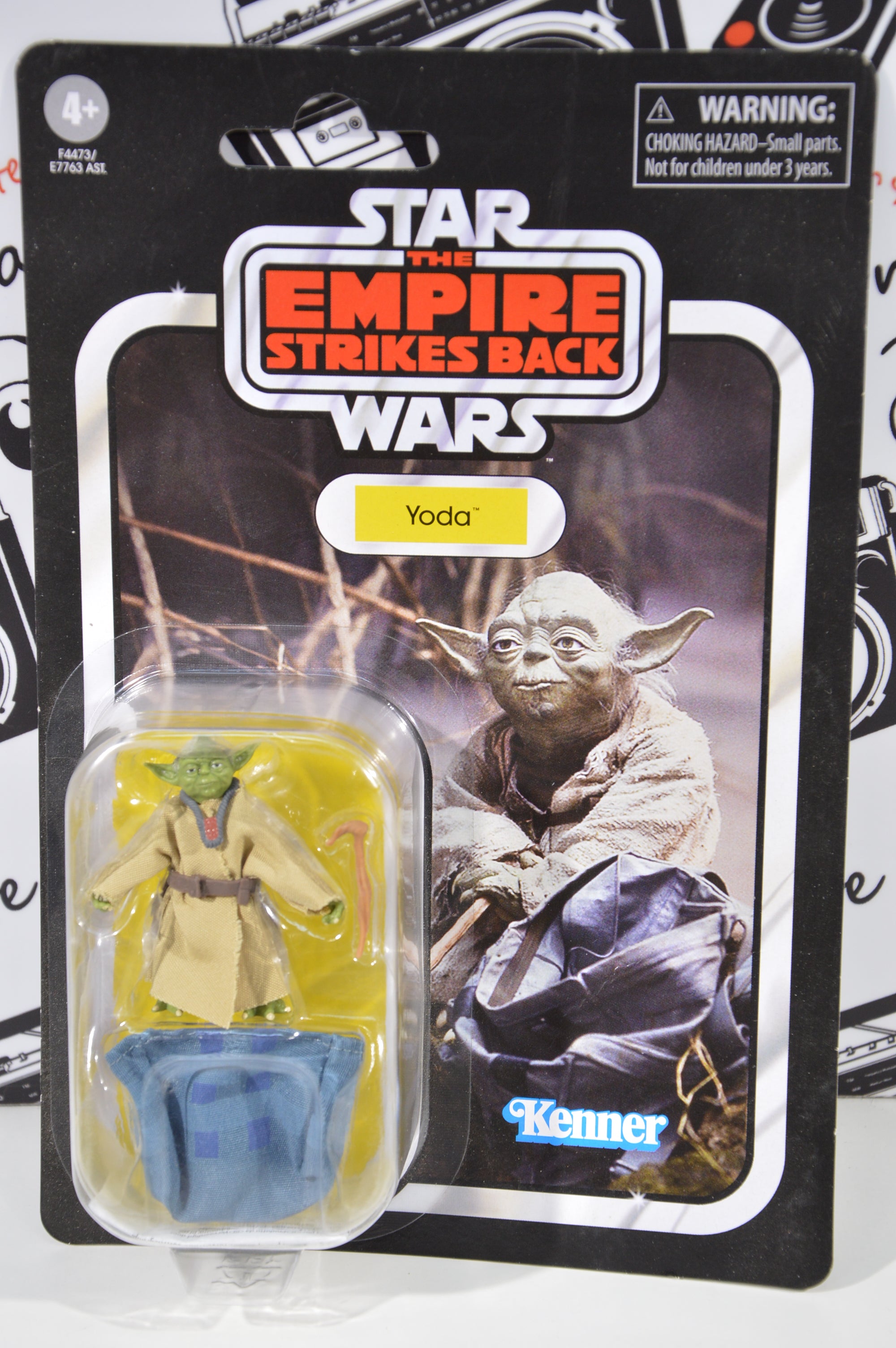 Yoda Action figure Star Wars The empire strikes back Kenner 2022 Nuovo