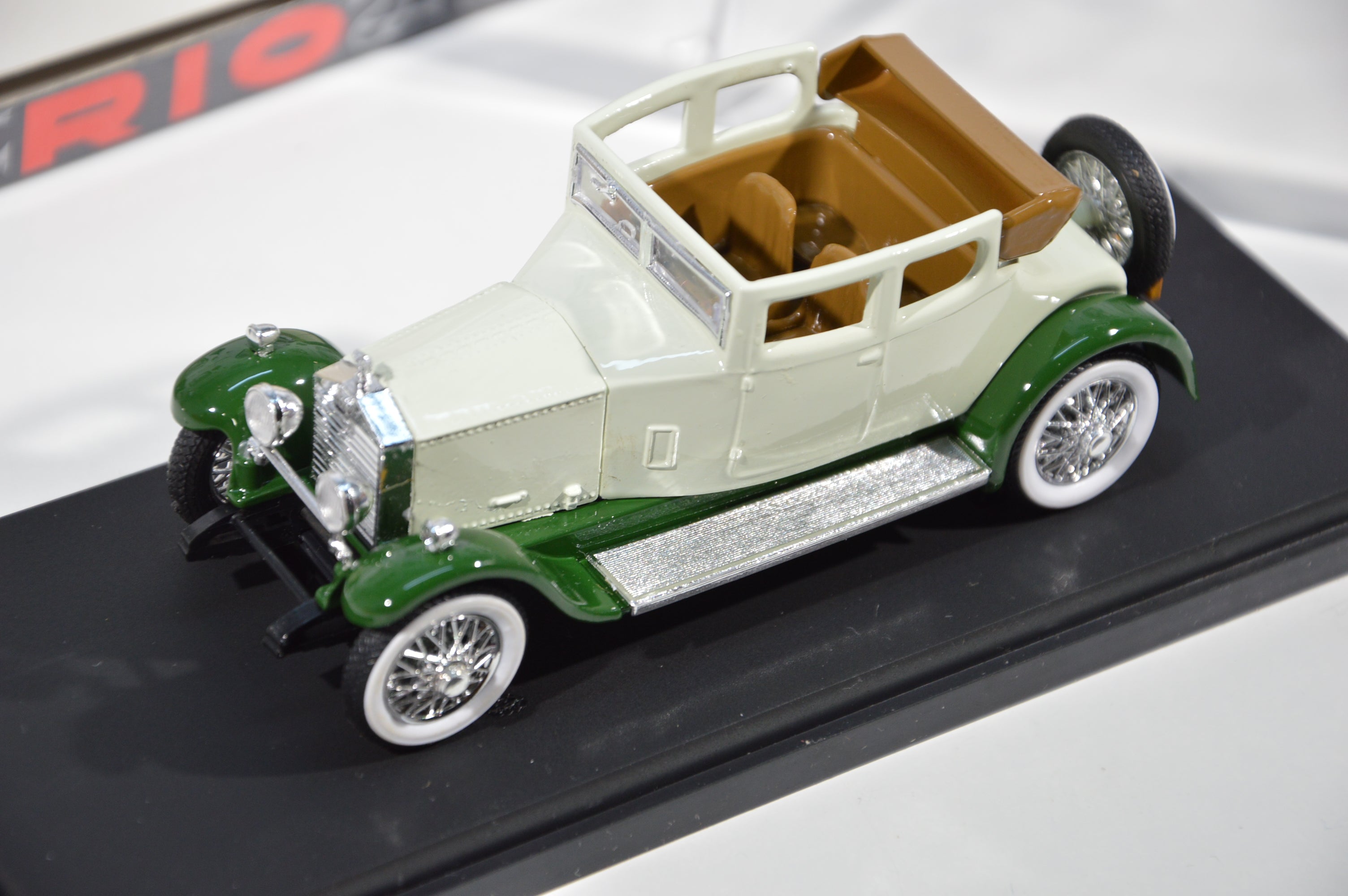 Rolls Royce twenty 1923 RIO scala 1:43 die cast pari al nuovo
