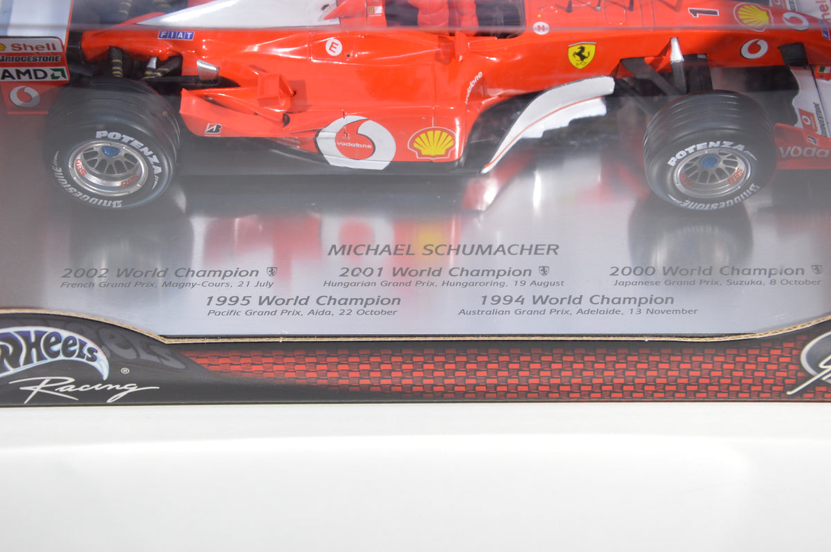 Ferrari F2002 Michael Schumacher 5 volte campione Hot Wheels scala 1:18