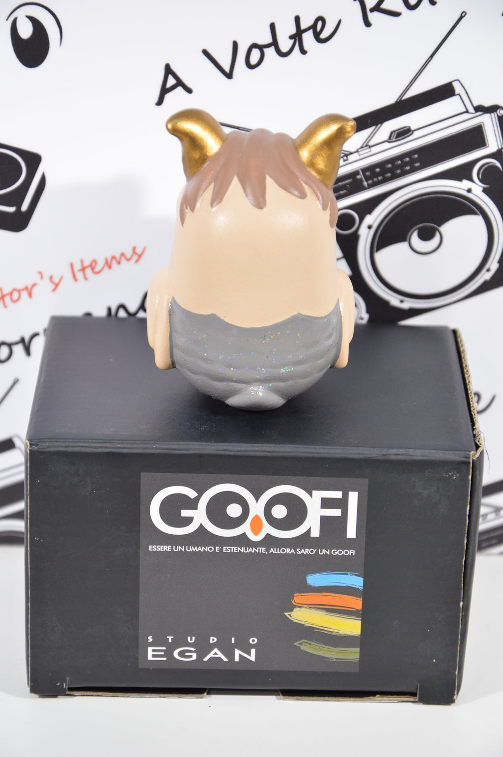 Goofi studio Egan Capricorno zodiaco idea regalo gufi da collezione in ceramica