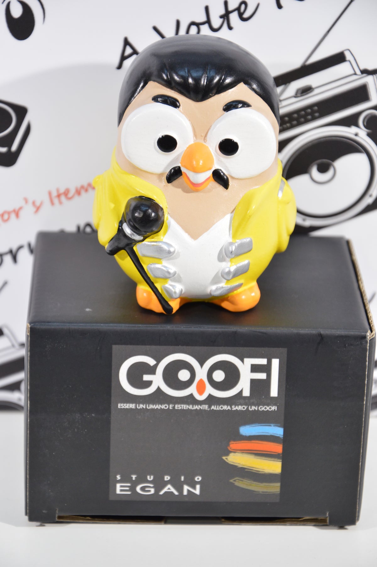 Goofi studio Freddy Mercury idea regalo gufi da collezione in ceramica