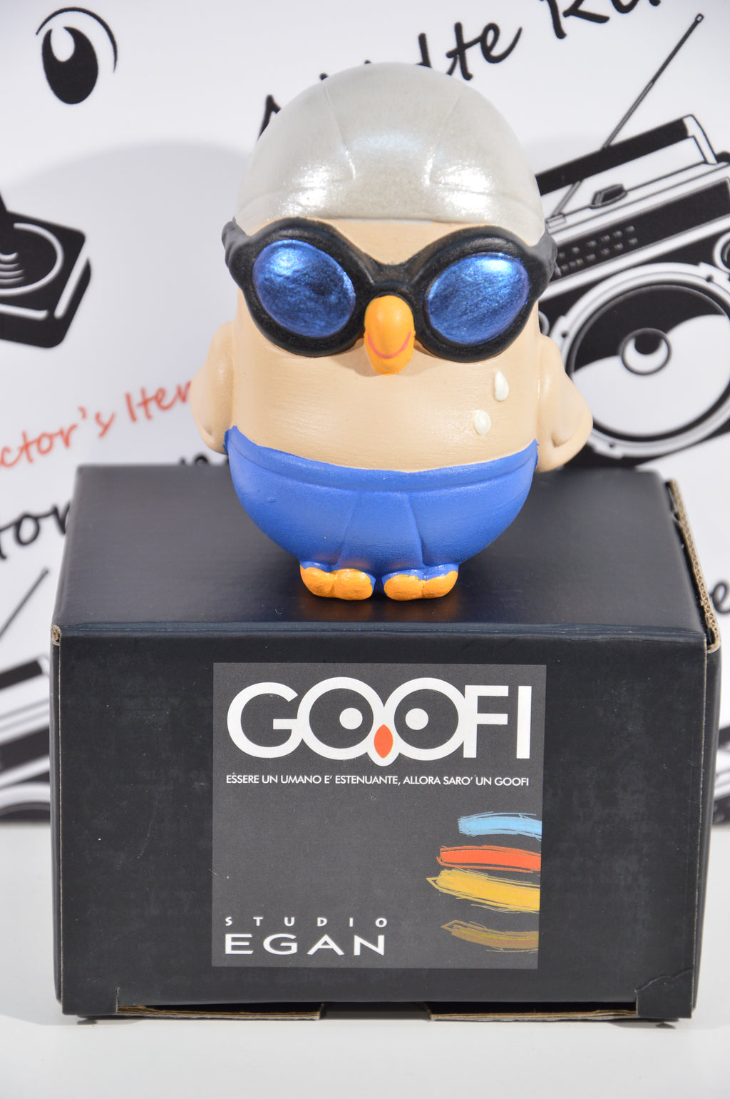 Goofi studio Nuotatore idea regalo gufi da collezione in ceramica