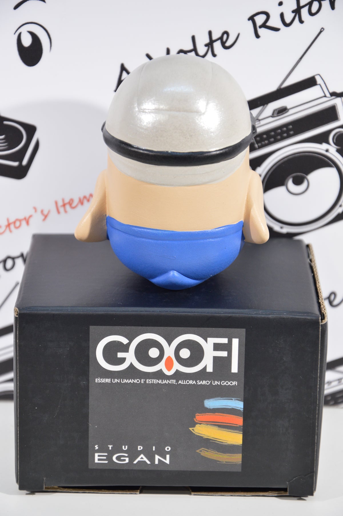Goofi studio Nuotatore idea regalo gufi da collezione in ceramica