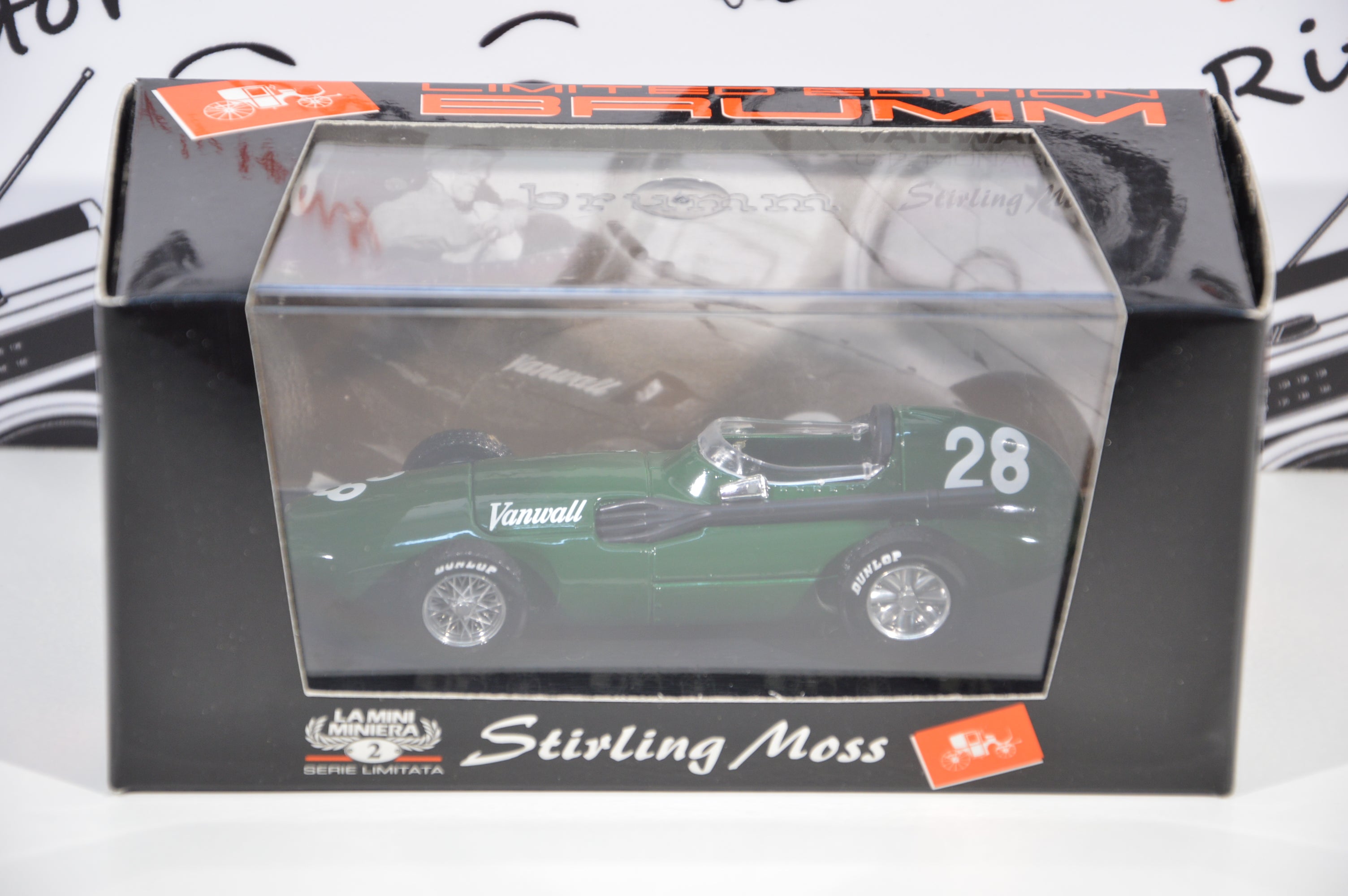 Vanwall F1 Striling Moss N° 28 Brumm