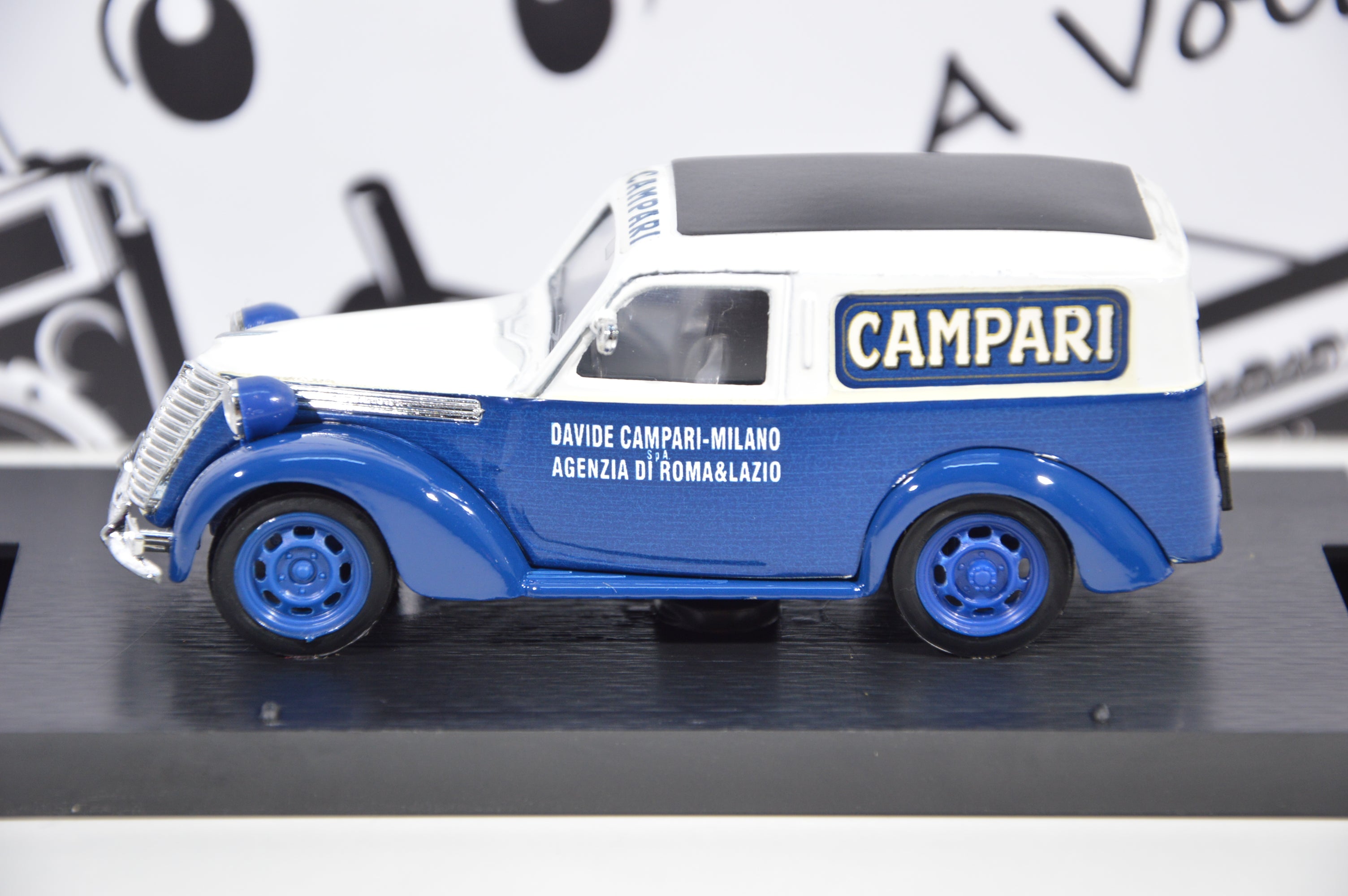 Fiat 1100E Furgone Campari 1952 Brumm