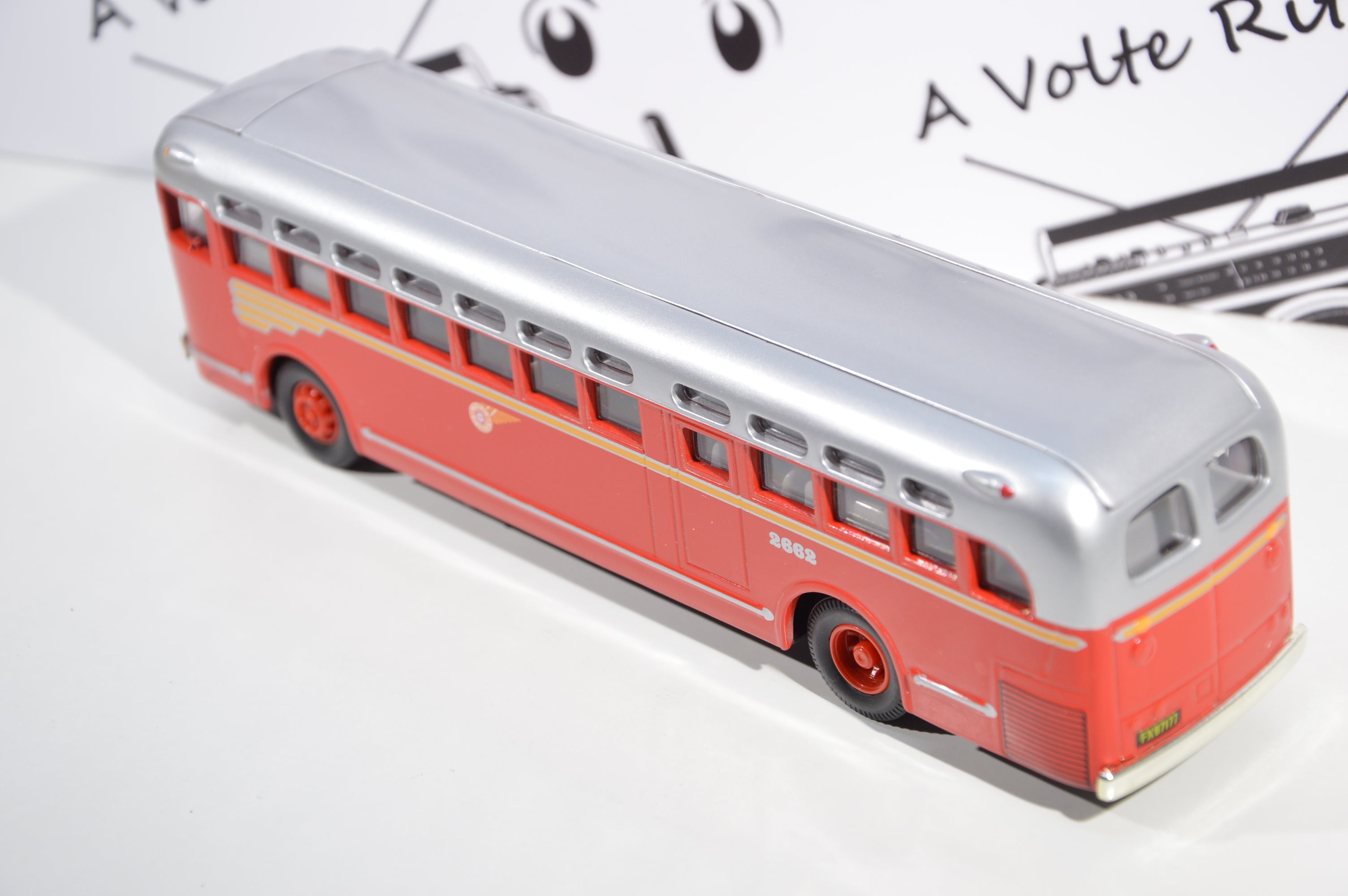 General Motors 4502 pacific electric Corgi 1:50