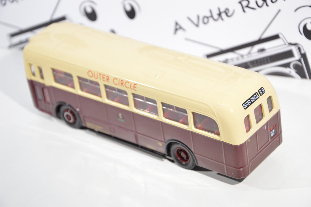 Weymann single deck bus Leicester city transport Corgi 1:50