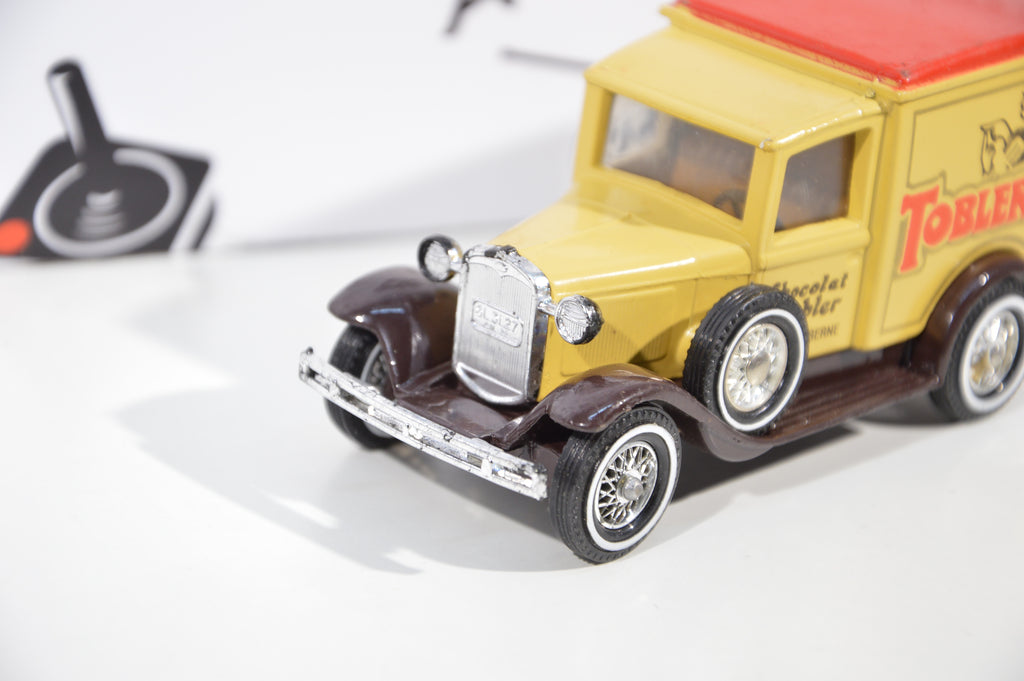 Ford van Model A Toblerone Matchbox 1:40
