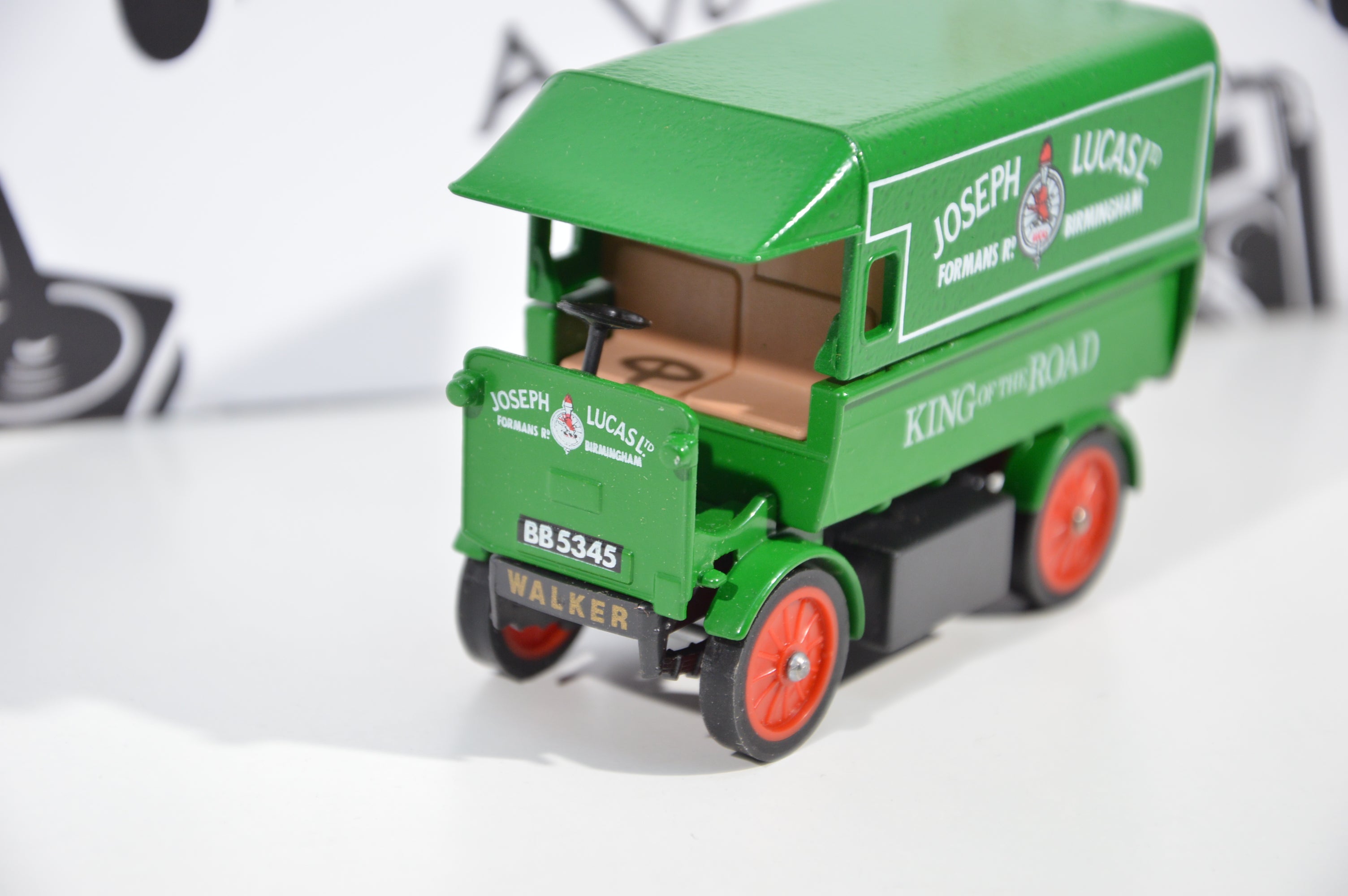 Walker Electric van 1919 Matchbox 1:51