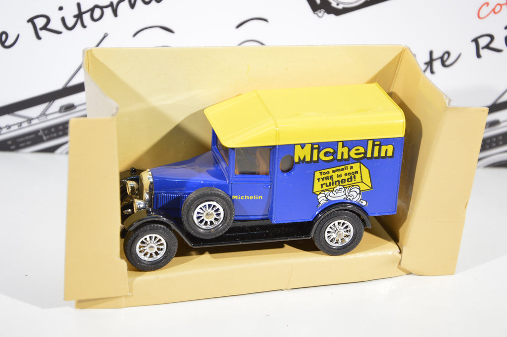 Morris Cowley Van 1929 Michelin Matchbox 1:39