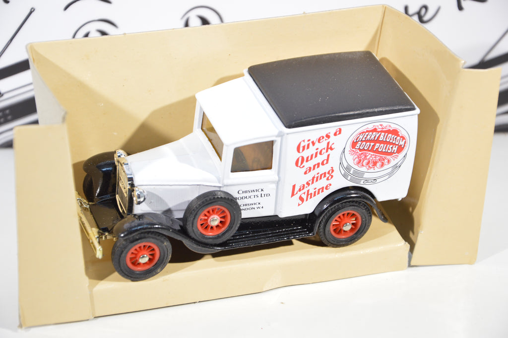 Ford Van Model A Matchbox 1:40