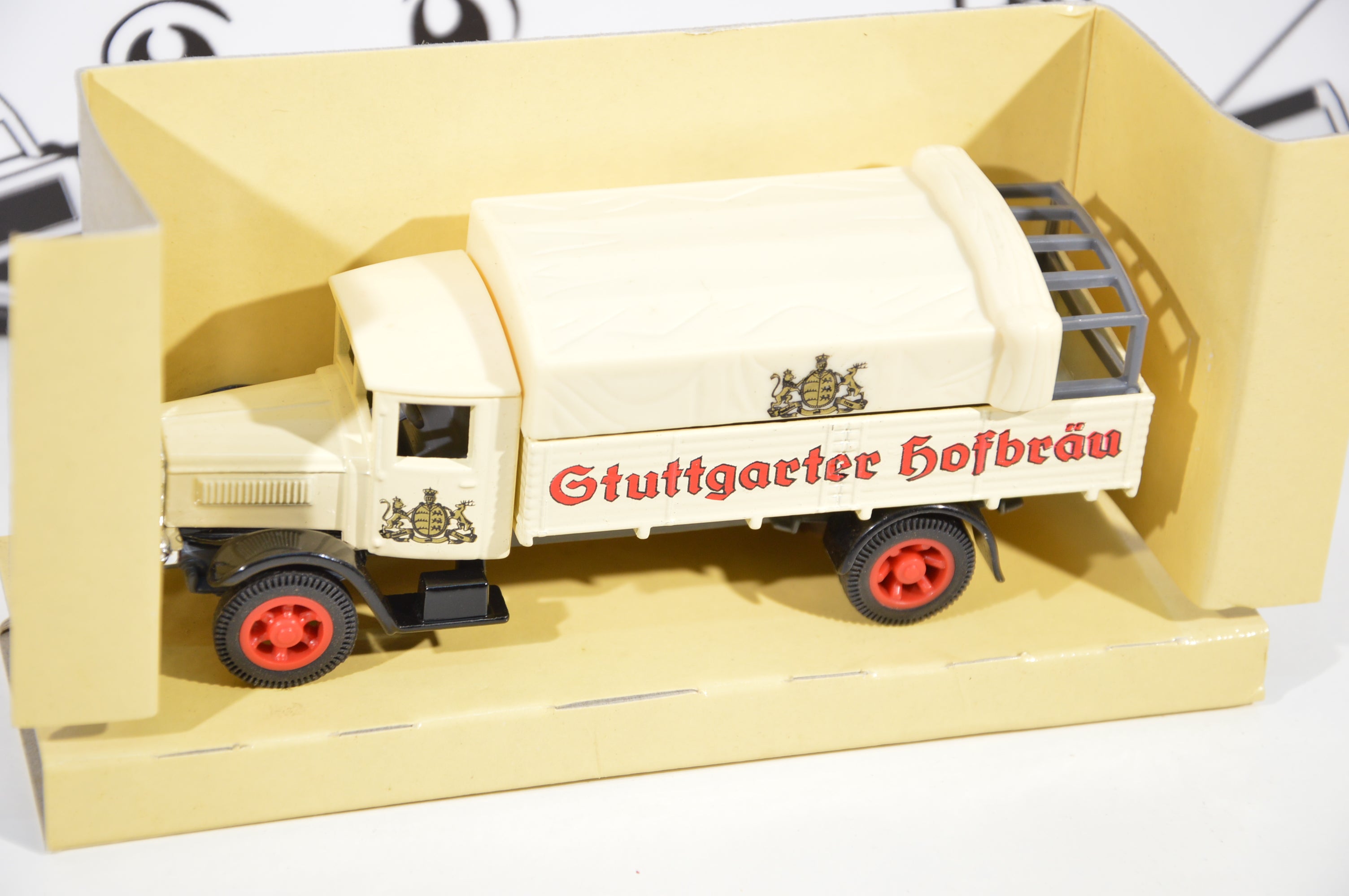 Mercedes Benz L5 Lorry Matchbox 1:69