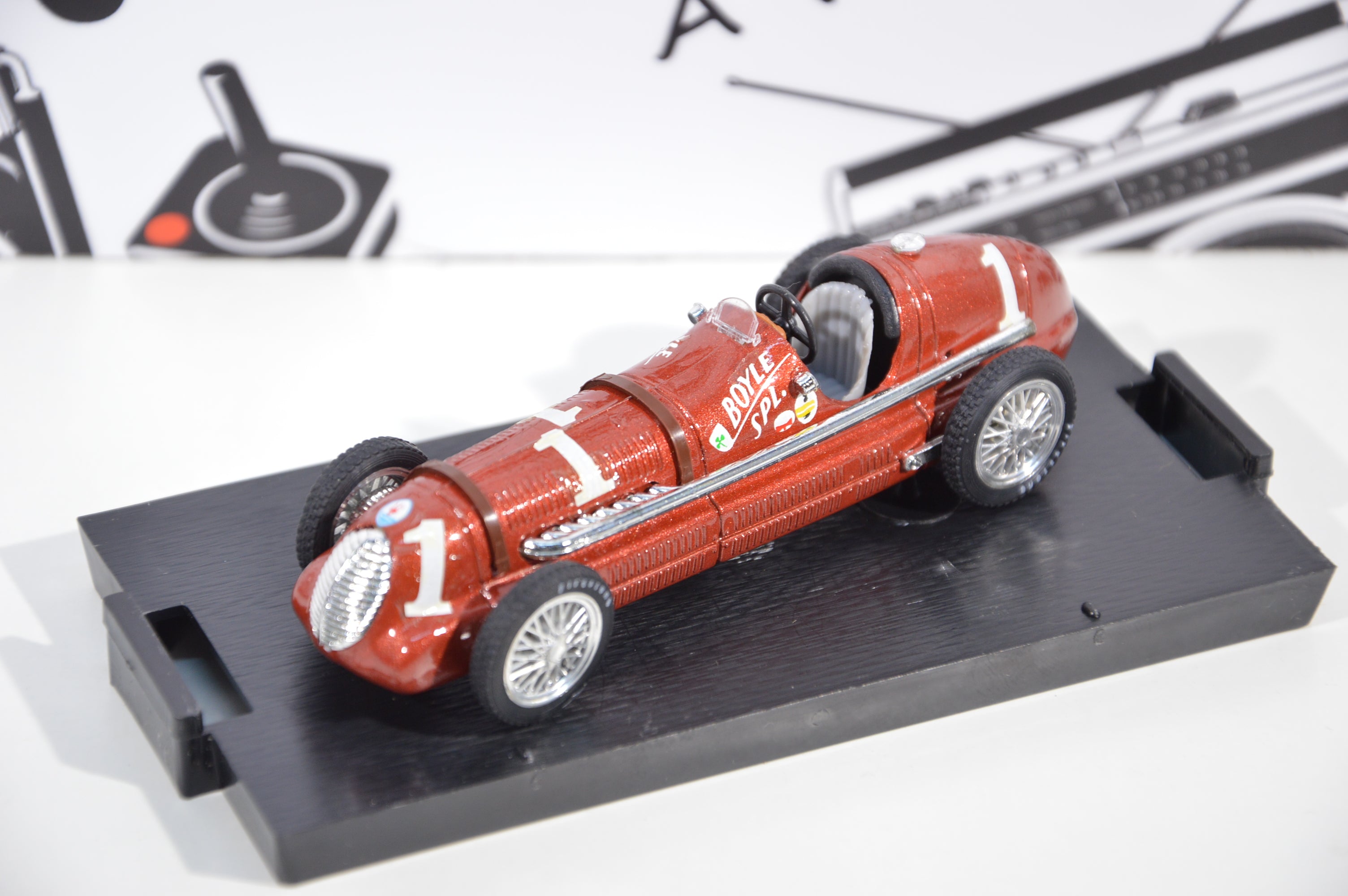 Maserati 8 cil 1940 Brumm 1:43