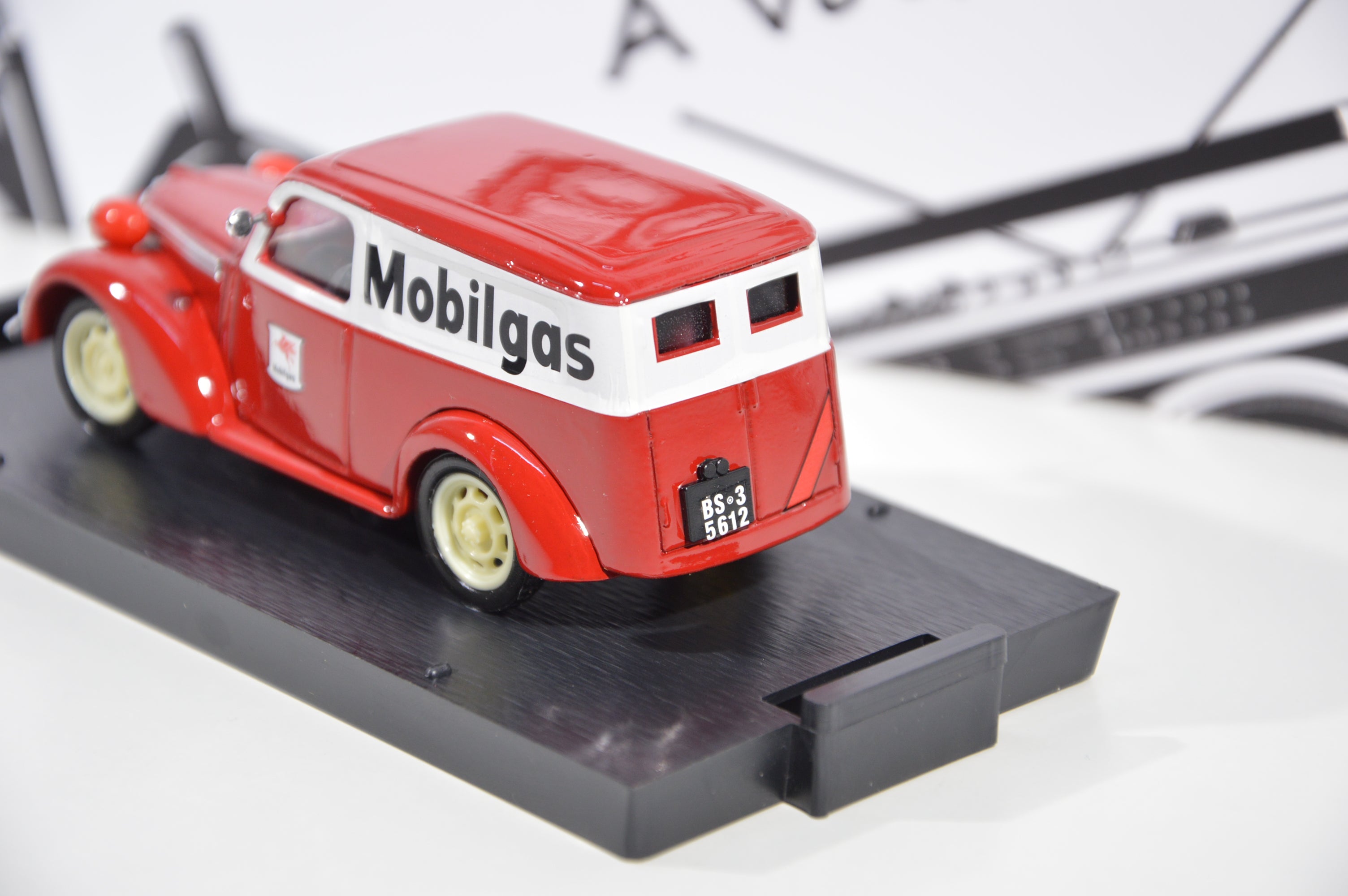 Fiat 1100 E Furgone Mobilgas 1956 Brumm 1:43