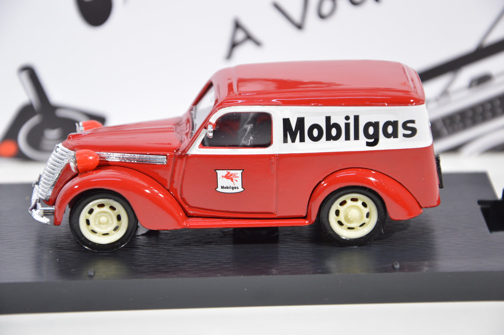 Fiat 1100 E Furgone Mobilgas 1956 Brumm 1:43