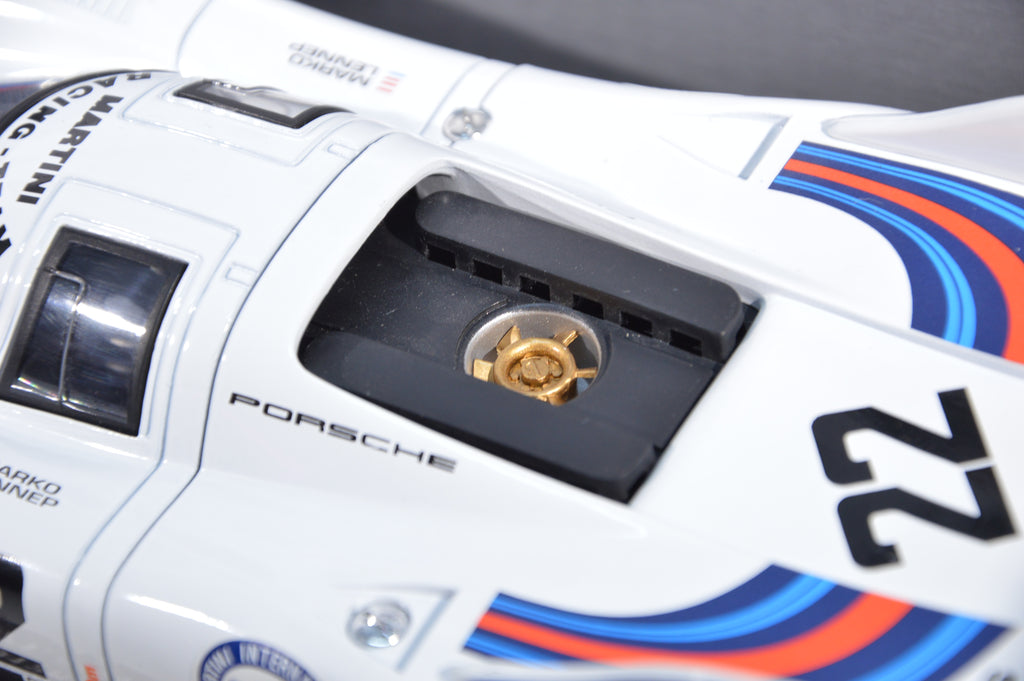 Porsche 917K Martini racing team Universal Hobbies scala 1:18