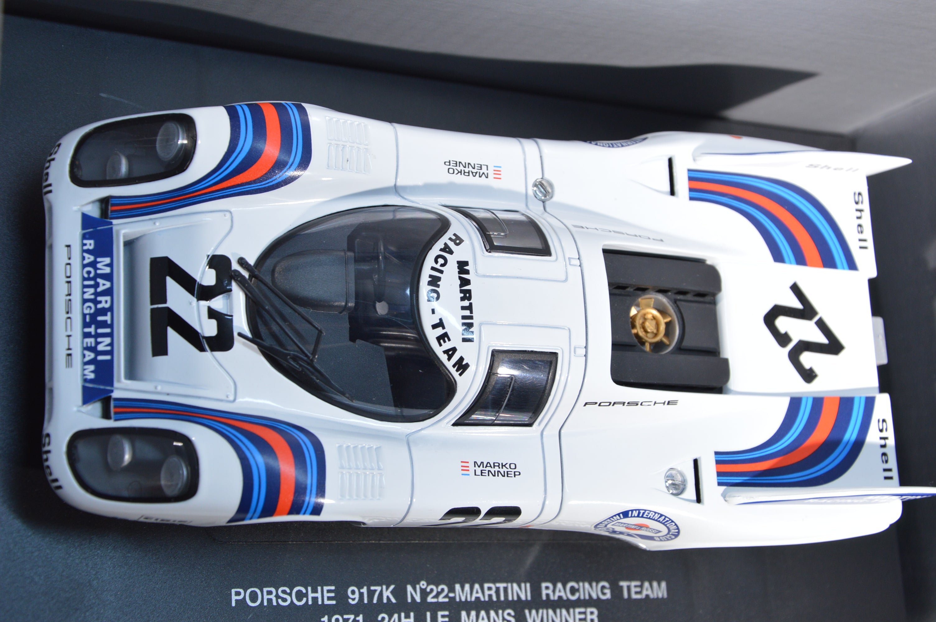 Porsche 917K Martini racing team Universal Hobbies scala 1:18