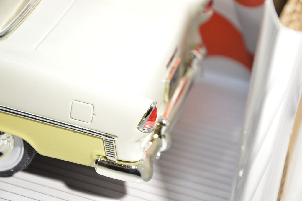 Chevrolet Bel Air 1955 ERTL scala 1:18