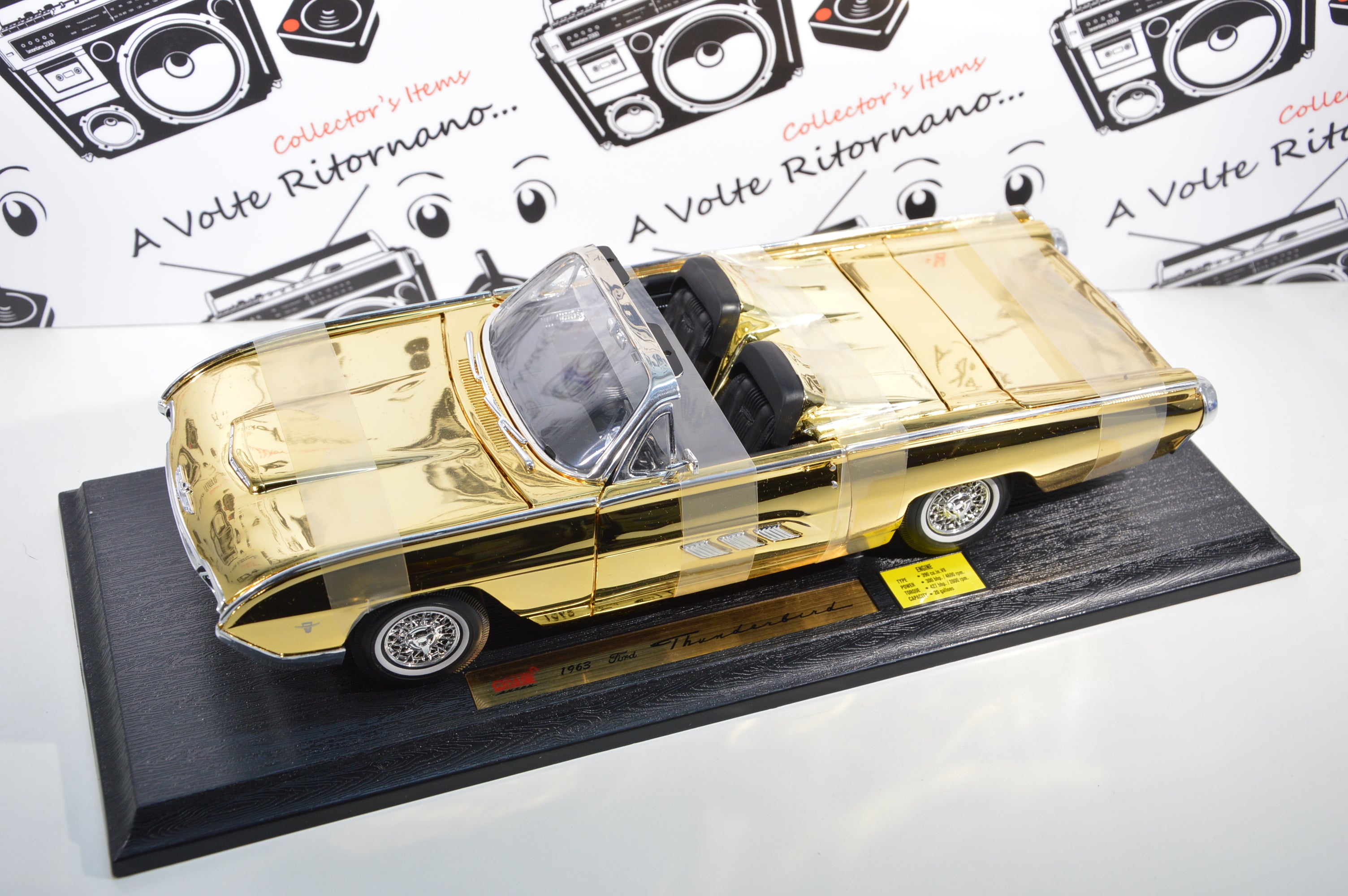 Ford Thunderbird 1963 Gold limited edition Anson scala 1:18