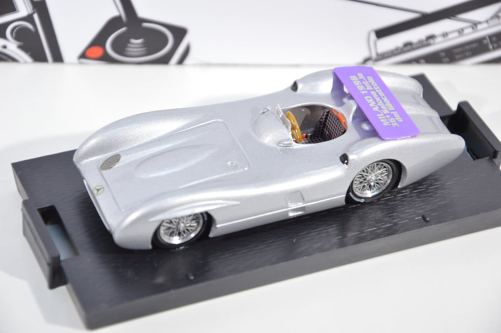 Mercedes w196c 1955 salone del giocattolo Milano Brumm 1:43