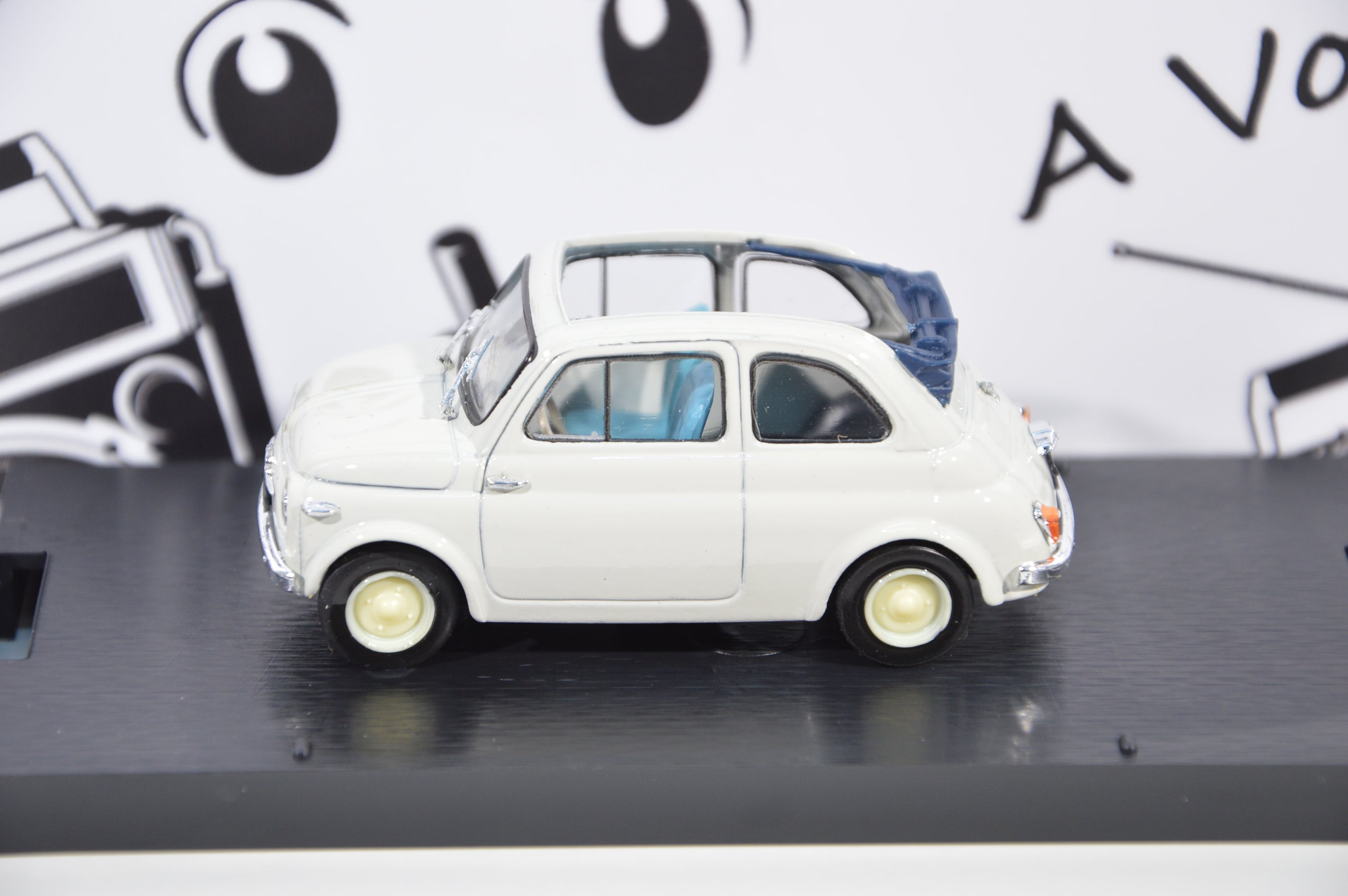 Fiat nuova 500 economica aperta 1957 grigio chiaro Brumm 1:43