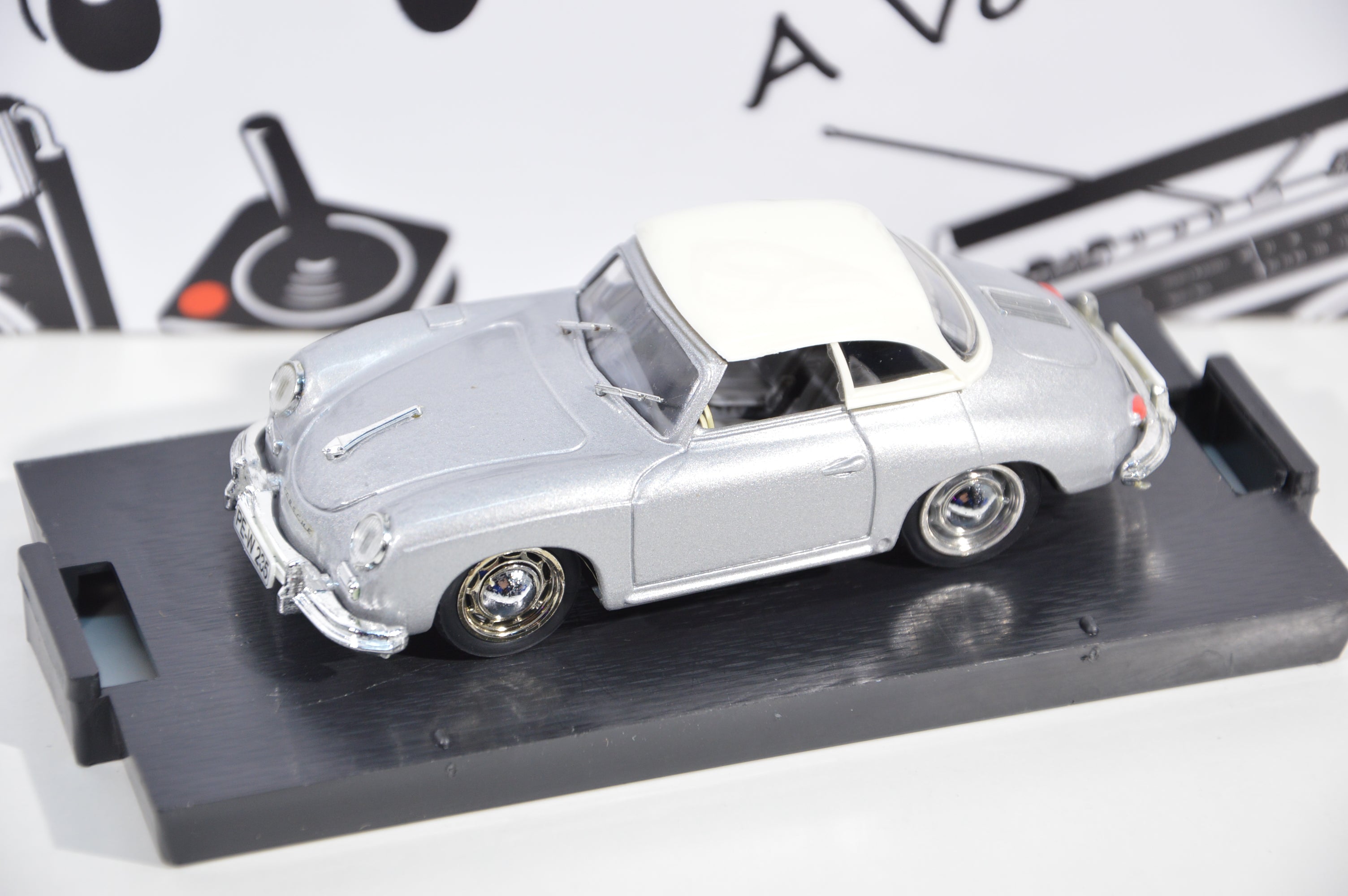 Porsche 356 Hard top 1952 argento Brumm 1:43