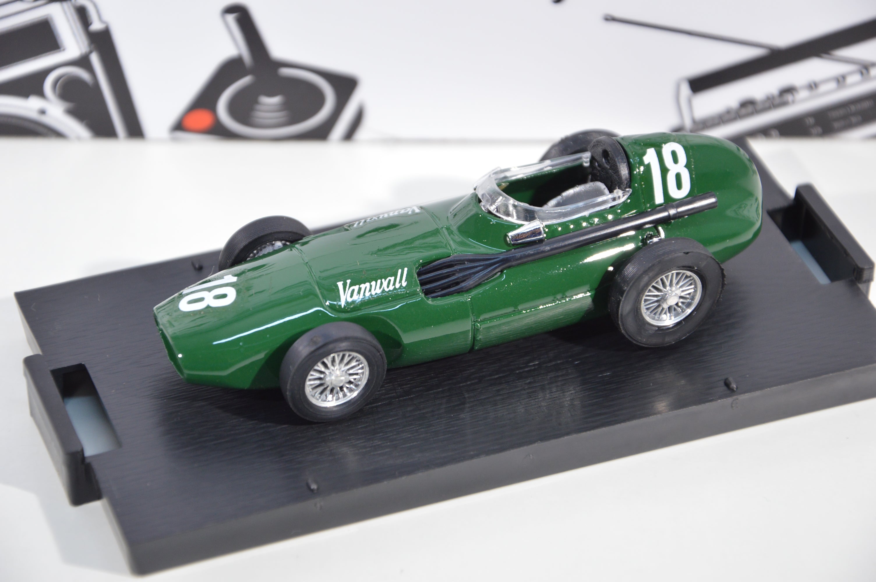 Vanwall F-1 1957 Brumm 1:43