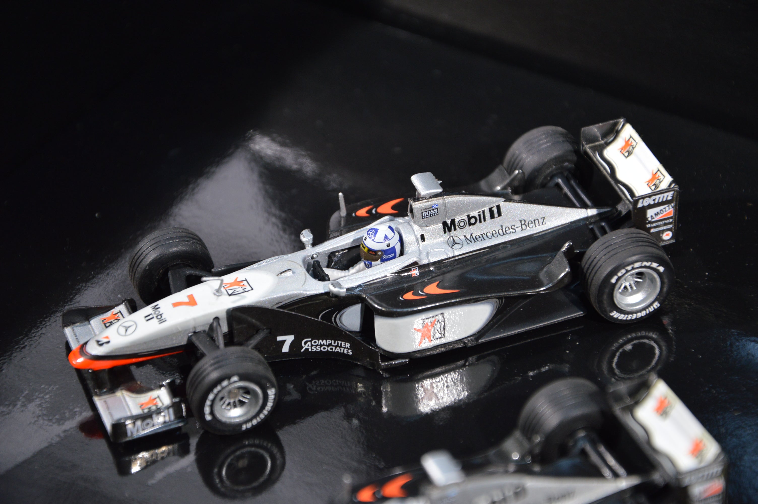 Mclaren World Champion Formula 1 1998 Minichamps 1:43