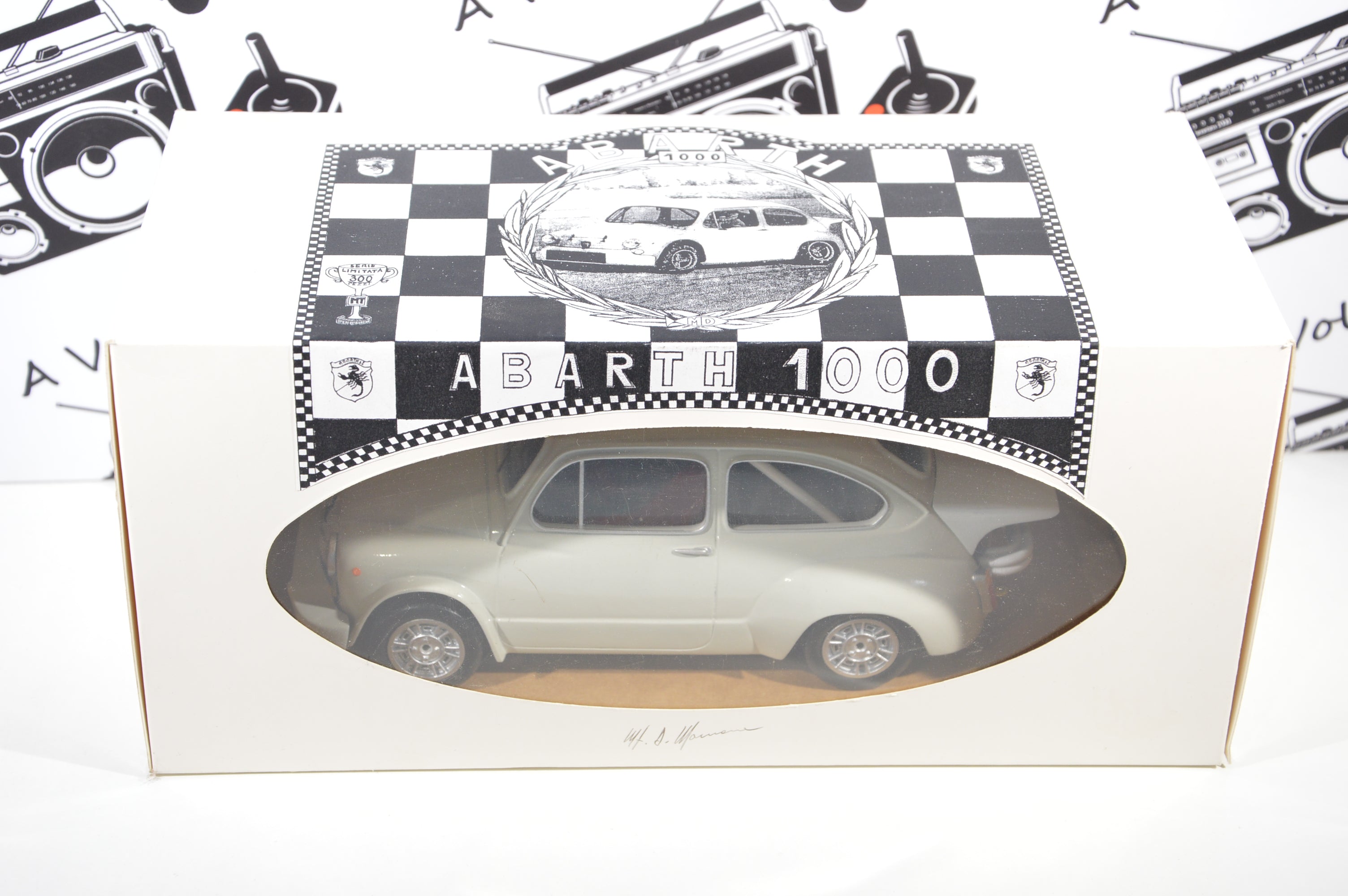 Fiat Abarth 1000 Mamone scala 1:18 resina edizione limitata 300 pezzi