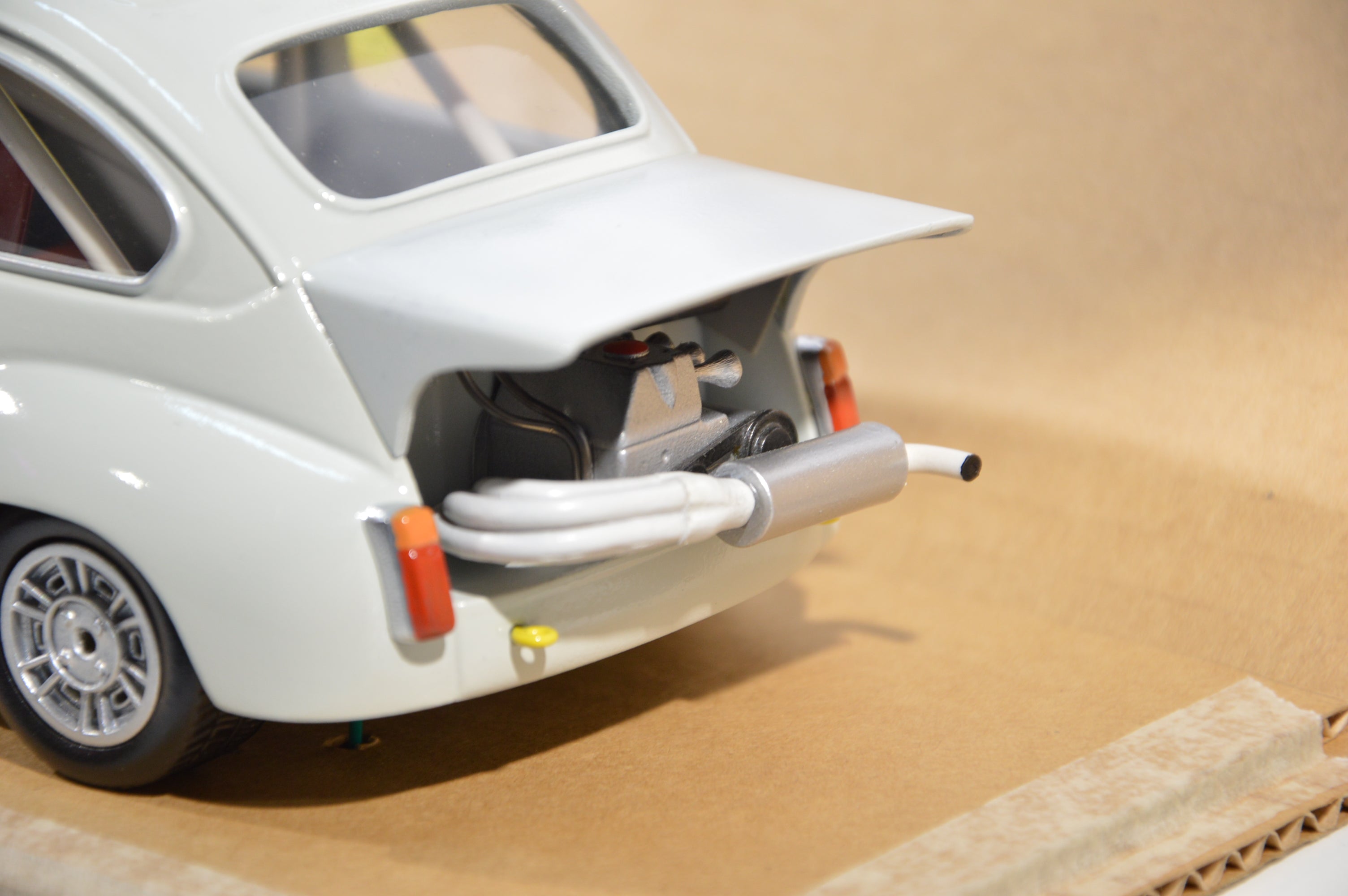 Fiat Abarth 1000 Mamone scala 1:18 resina edizione limitata 300 pezzi