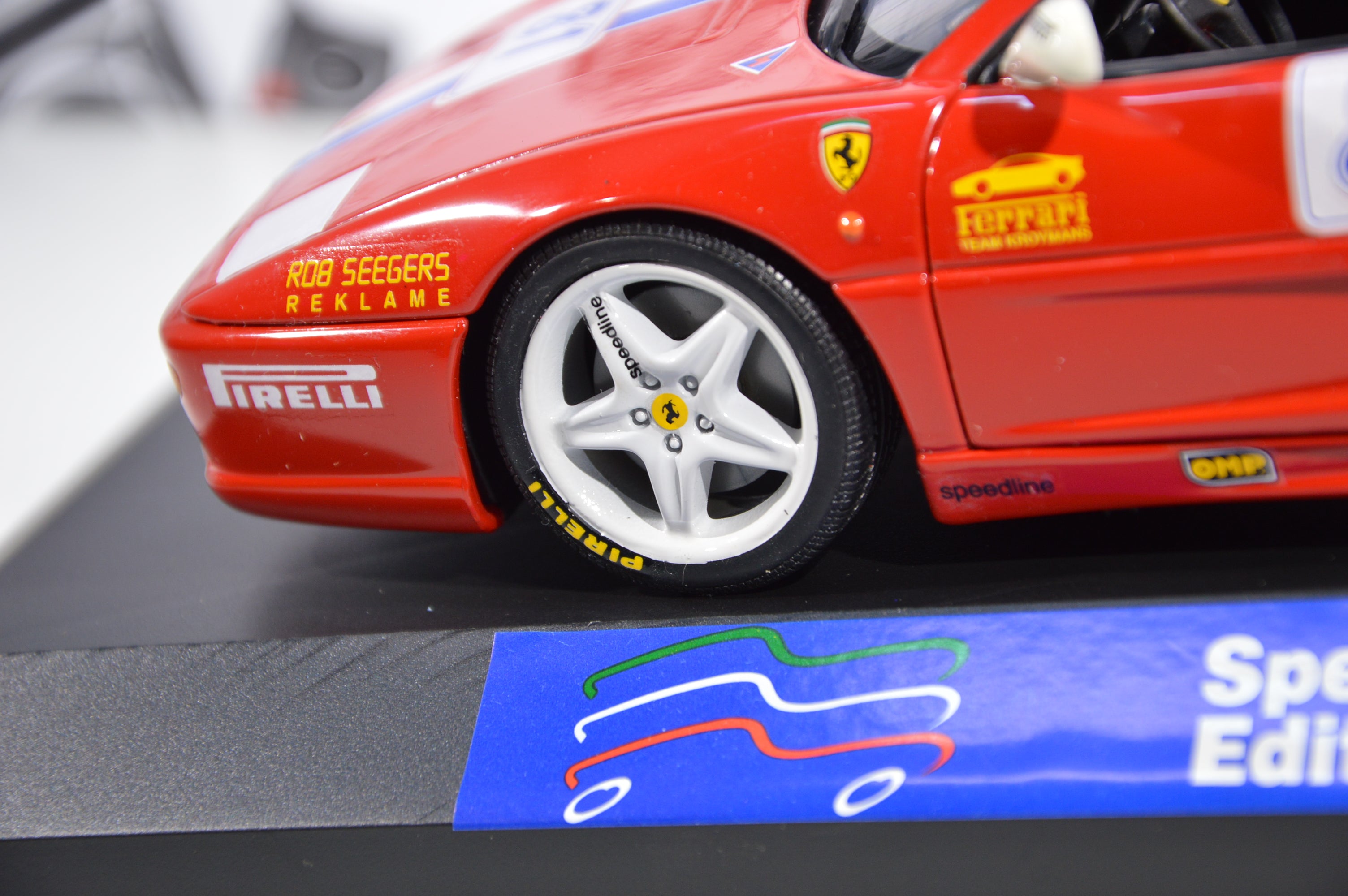 Ferrari F355 Berlinetta #81 allestimento Mini Miniera scala 1:18