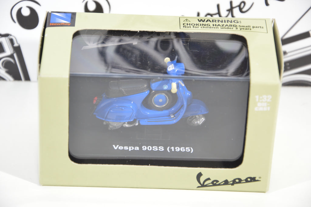 Vespa 90SS (1965) New Ray scala 1:32