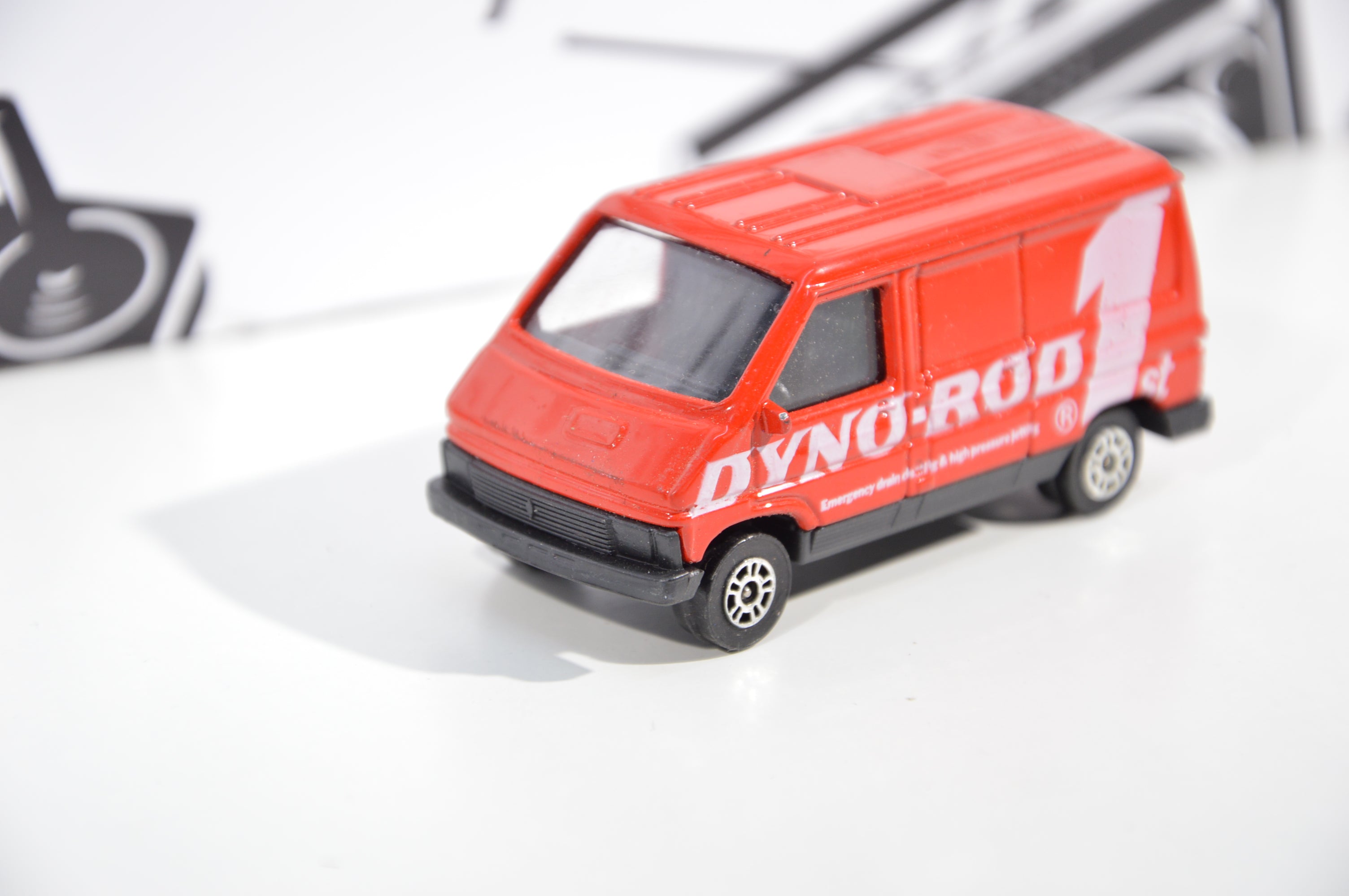 Renault Van J3 corgi toys scala 1/64 die cast model