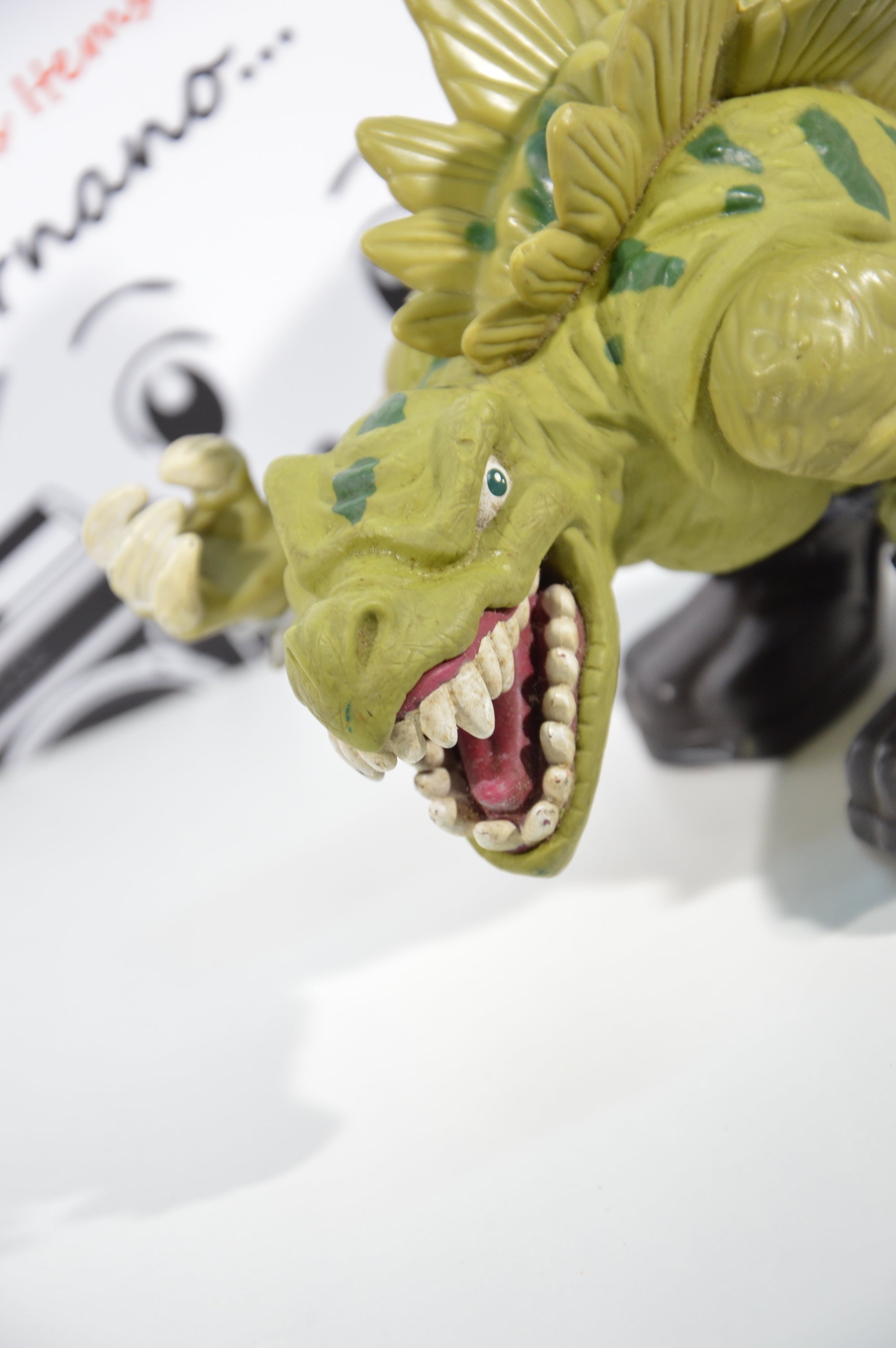 Extreme dinosaurs personaggio Stegz Mattel 1996 action figure