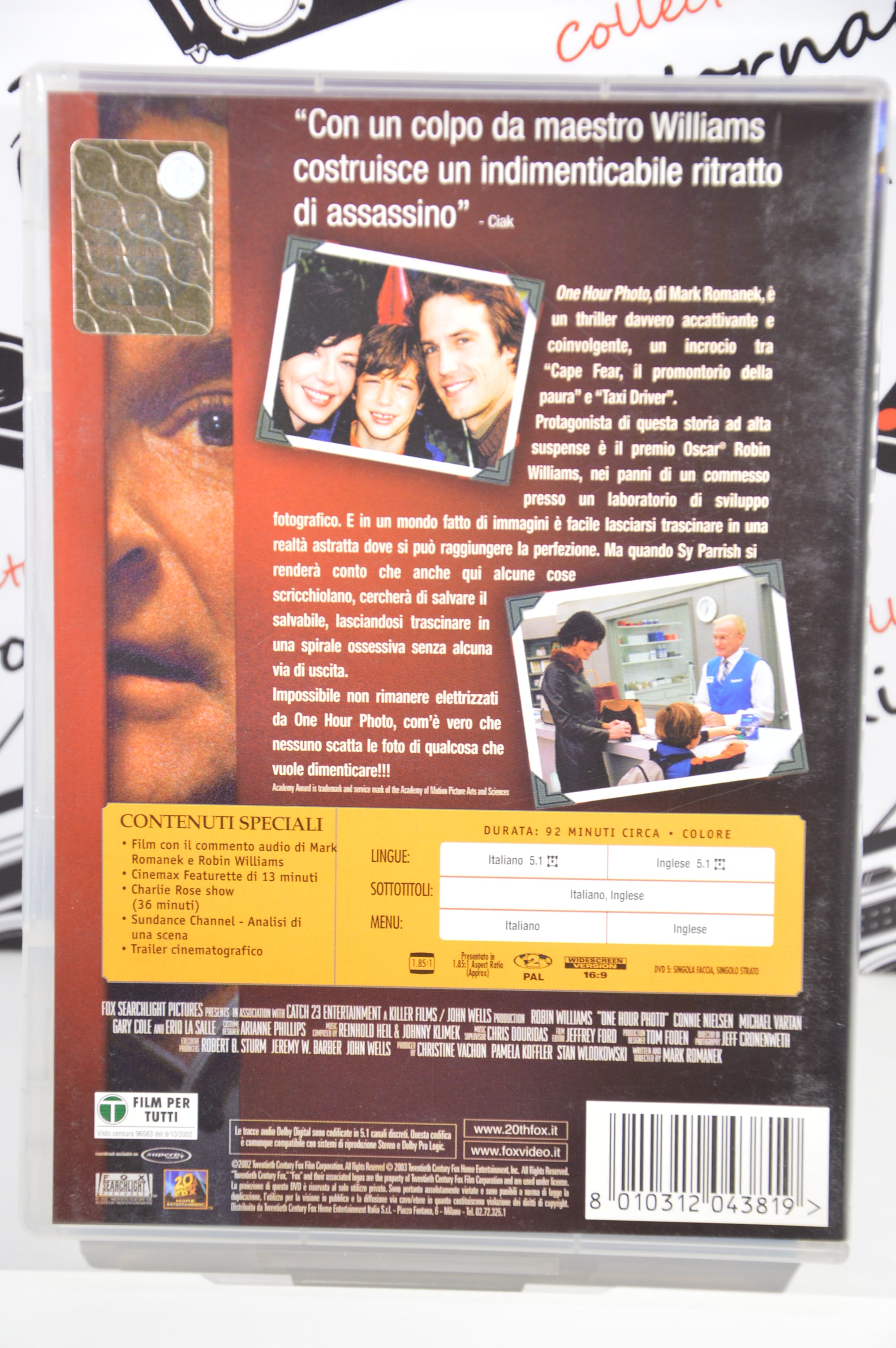 One hour photo Dvd
