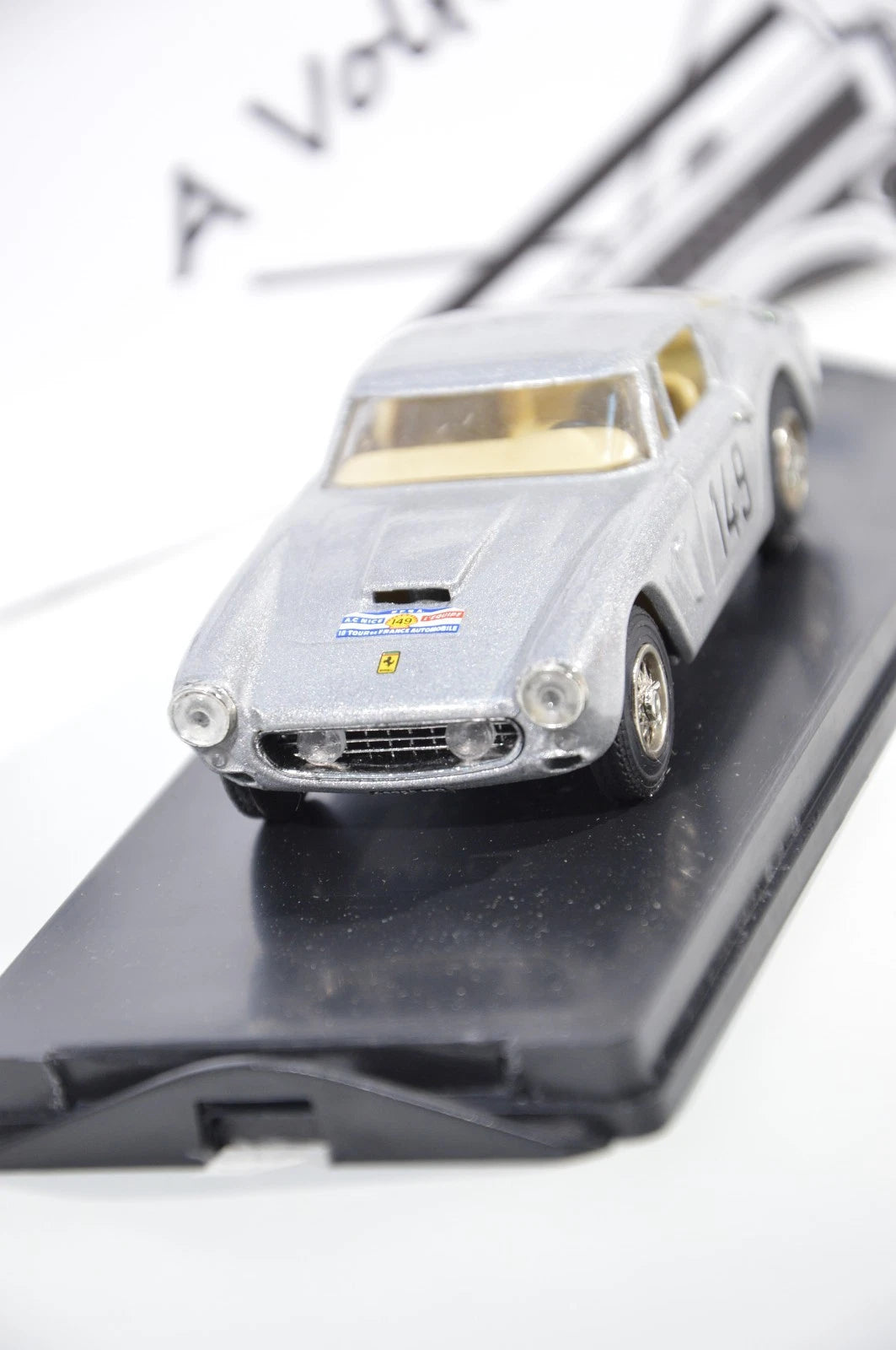 Ferrari 250 SWB Scaglietti corsa scala 1:43 Old cars