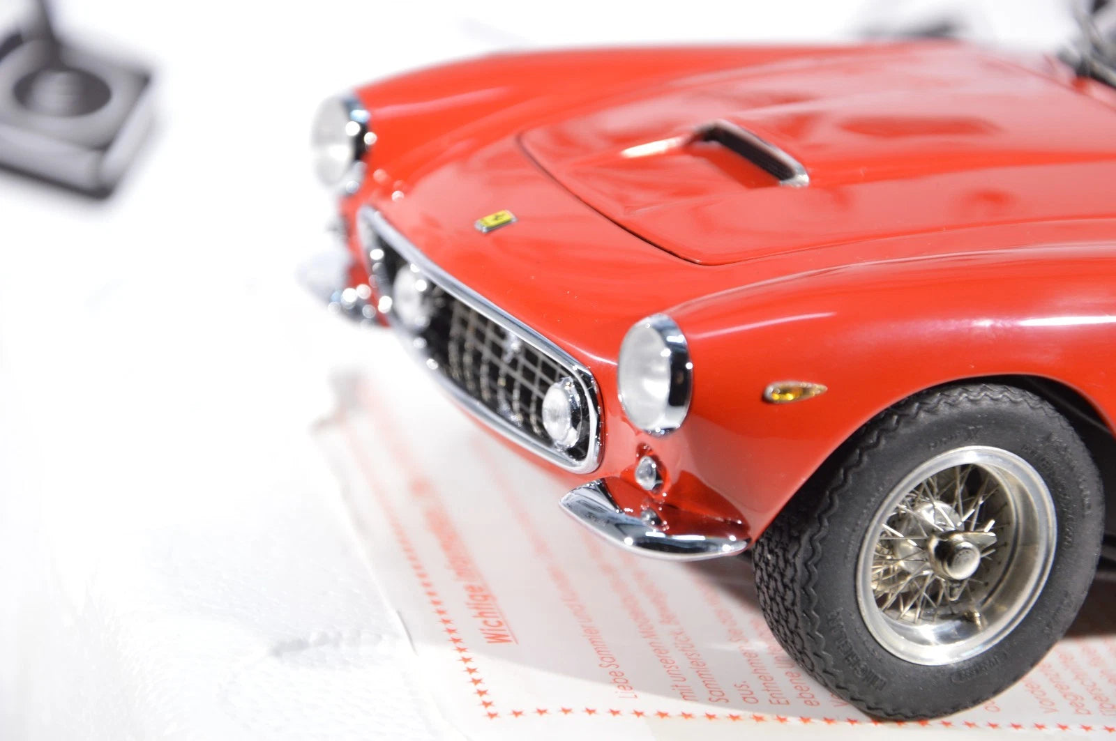 Cmc Ferrari 250 GT Berlinetta passo corto SWB 1961 scala 1:18