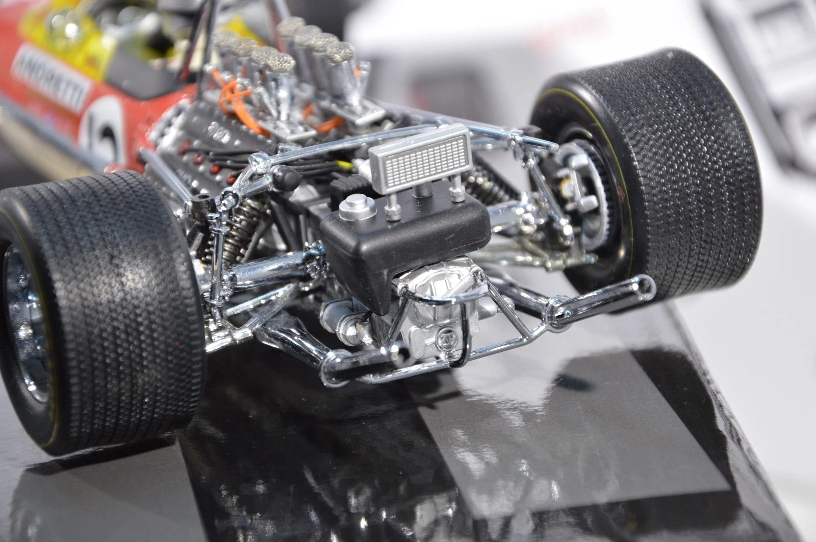 Lotus Ford 49B M.Andretti #12 Exoto 1:18