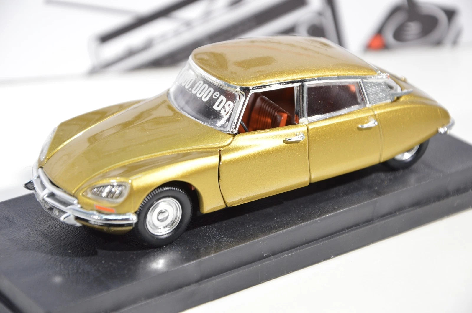 Citroen Ds Gold Rio scala 1:43