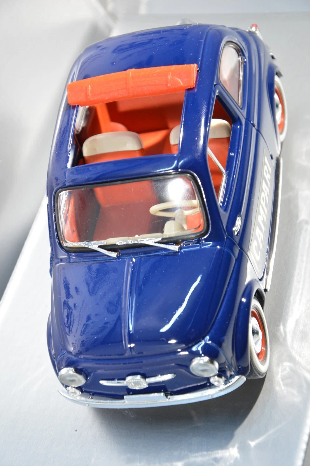 Fiat 500 Campari scala 1:16 Solido